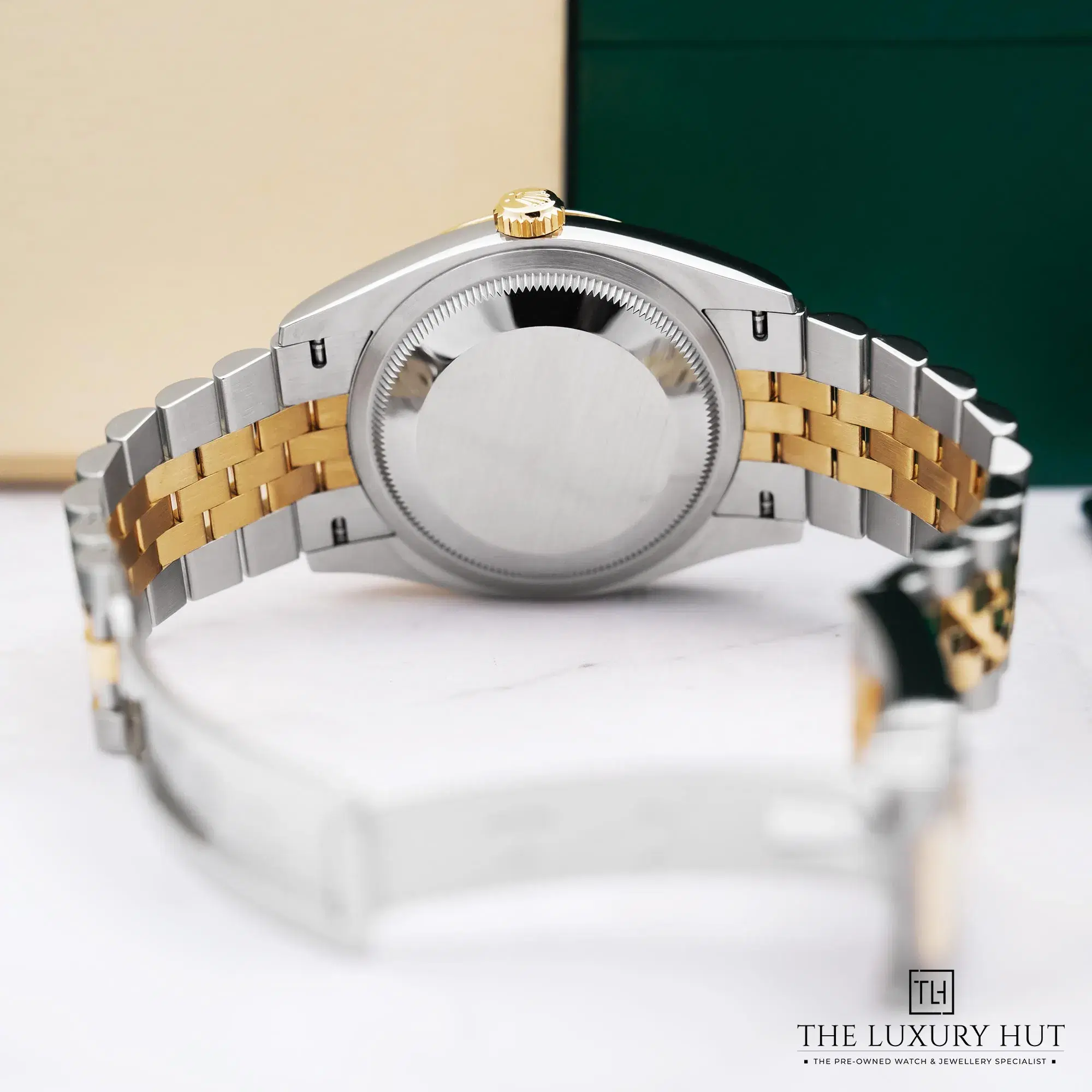 2026/02/6fa025d4-74f1-4592-9df6-c649f9efbcb5Rolex_Datejust_36_MOP_Diamond_Dial_LB841-c.jpg.webp
