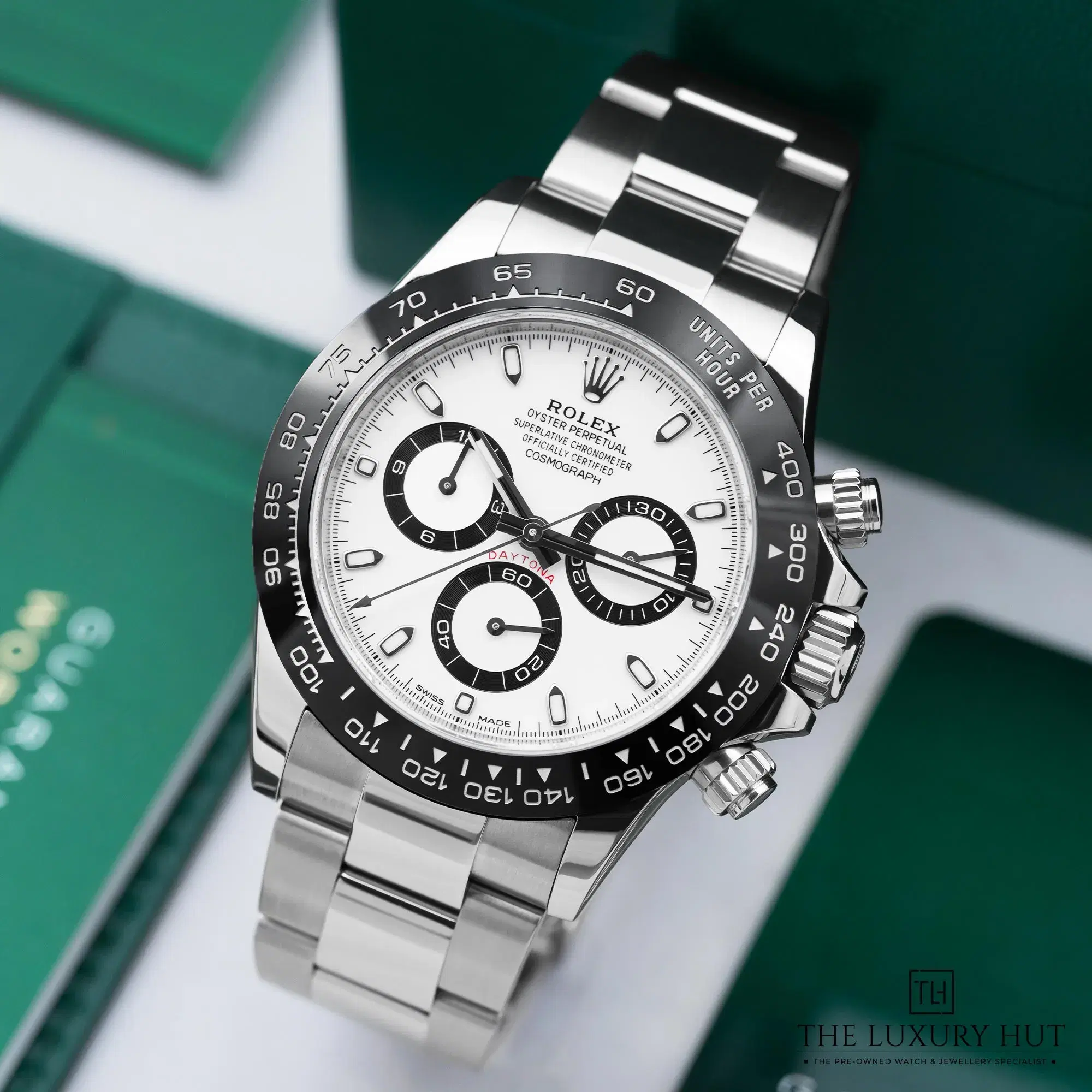 2026/02/7374673e-ada6-473a-ad32-ad5ed2767727Rolex_Daytona_40mm_Steel_White_Panda_Dial_52683-b.jpg.webp