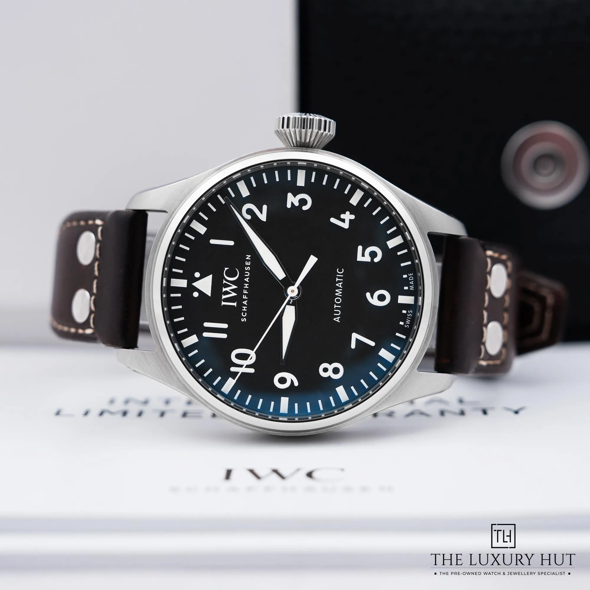 2026/02/774cf60f-75d8-45ba-80b8-e5178289605bIWC_Big_Pilot_Steel_43mm_Black_Dial_LB819-c.jpg.webp
