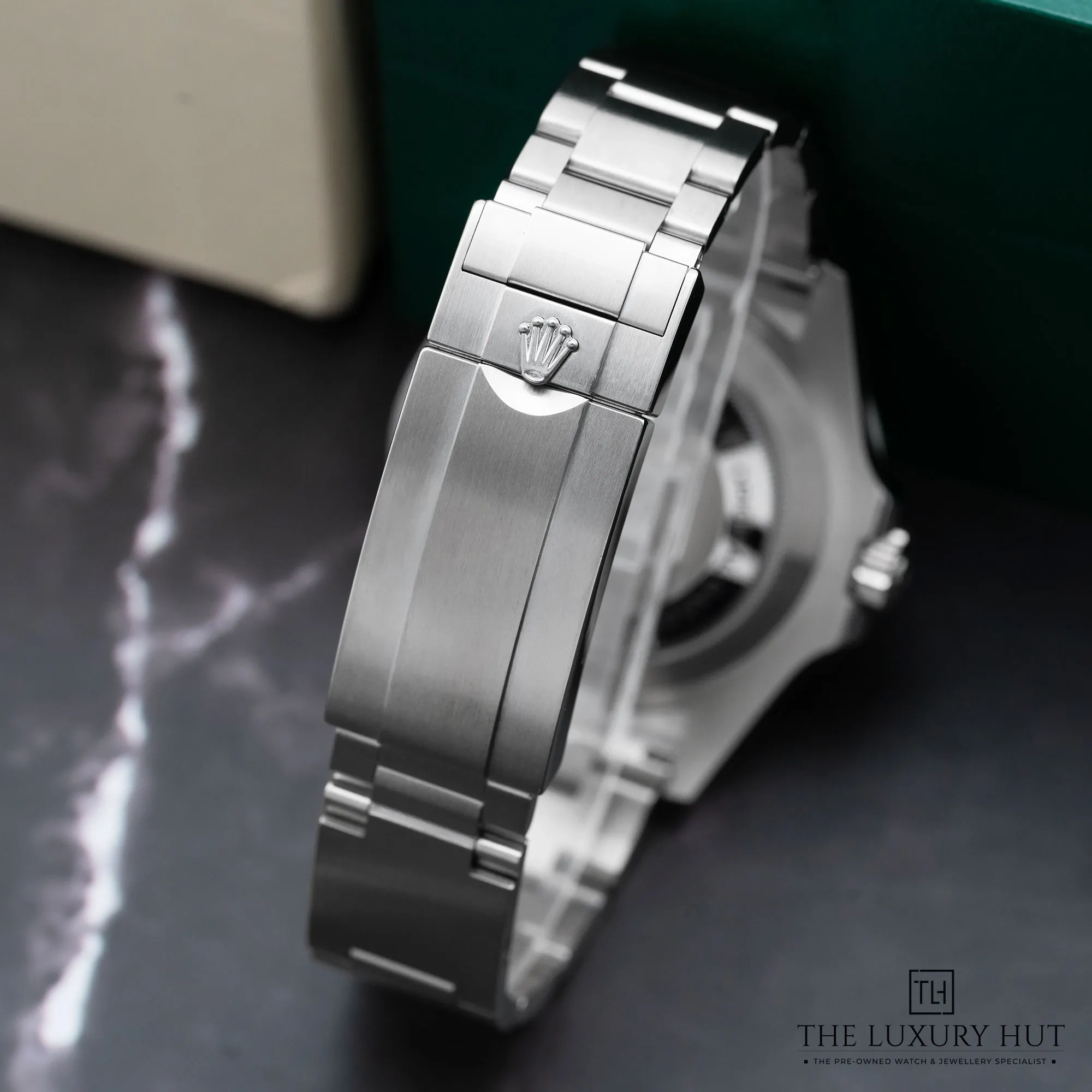 2026/02/a5c6b054-b27b-4750-9a4a-30e6abde9c3cRolex_Sea-Dweller_Steel_43mm_Black_Dial_52648-d.jpg.webp