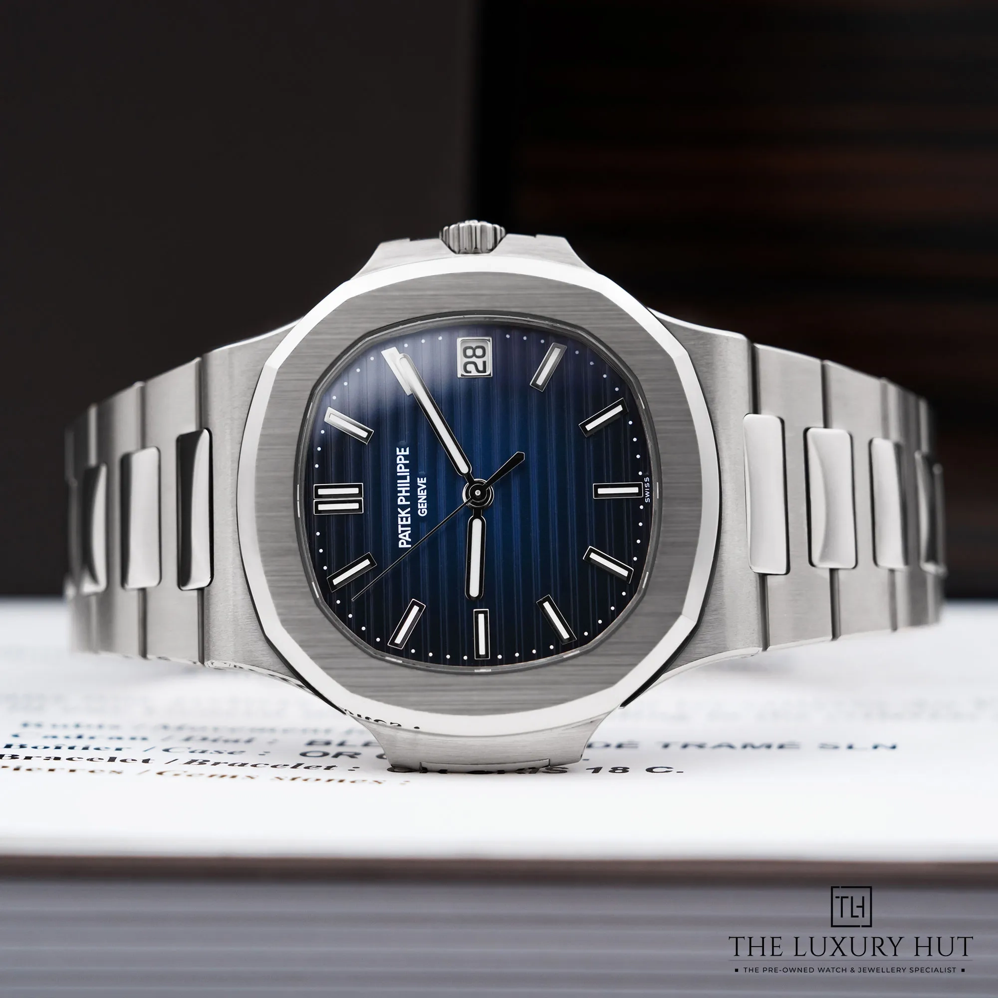 2026/02/c01dbe70-1b09-4894-9ee0-9e8e06494b17Patek_Philippe_Nautilus_White_Gold_Blue_Dial_LB846-c.jpg.webp