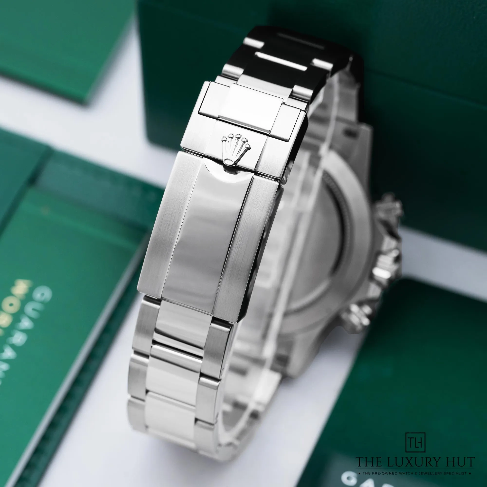 2026/02/d9d9f432-5903-4d2c-8c3c-087cc2674a26Rolex_Daytona_40mm_Steel_White_Panda_Dial_52683-d.jpg.webp
