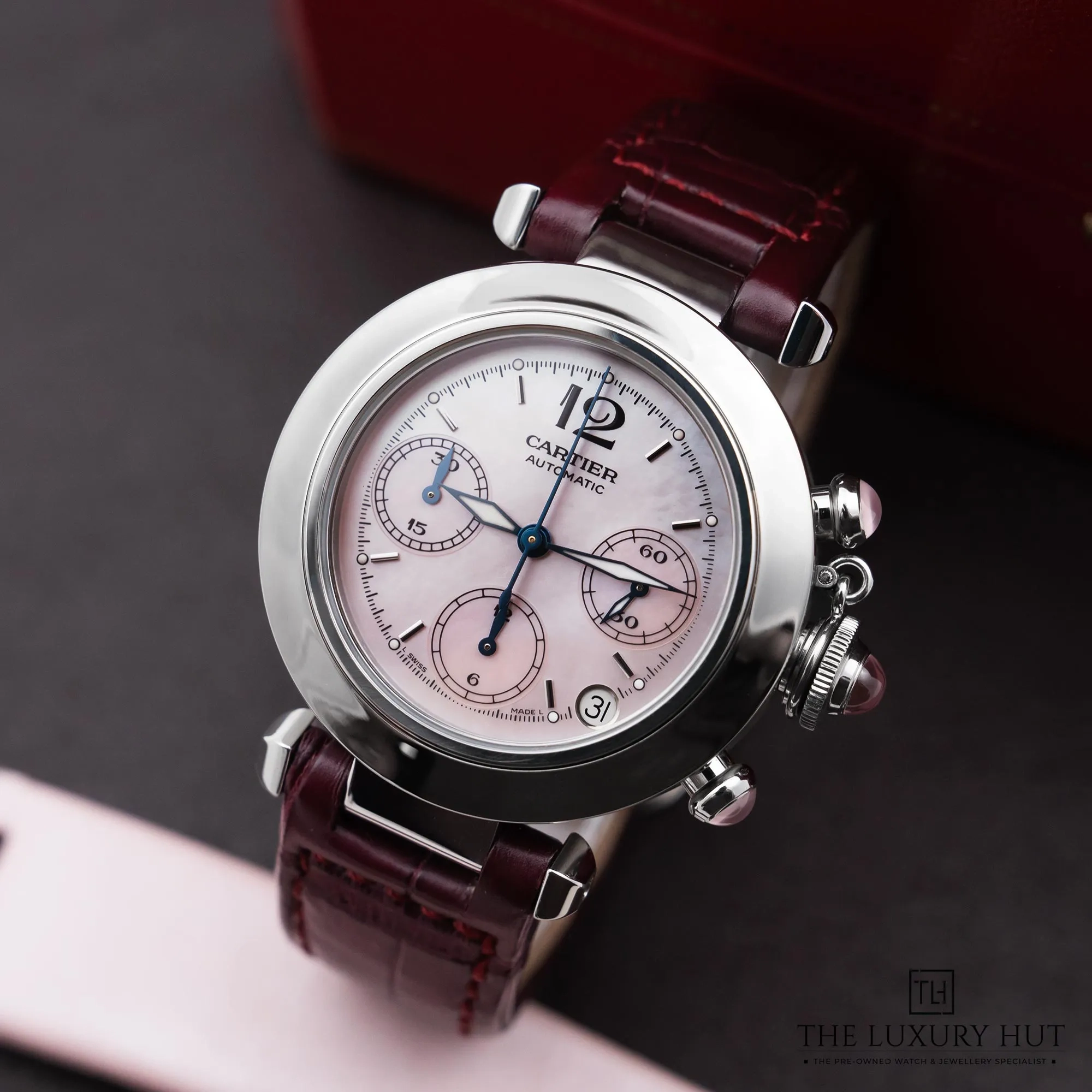2026/02/e135ab9d-31d5-4b21-a3ad-c761e6eb6c8bCartier_Pasha_C_Steel_35mm_Pink_MOP_52649-b.jpg.webp
