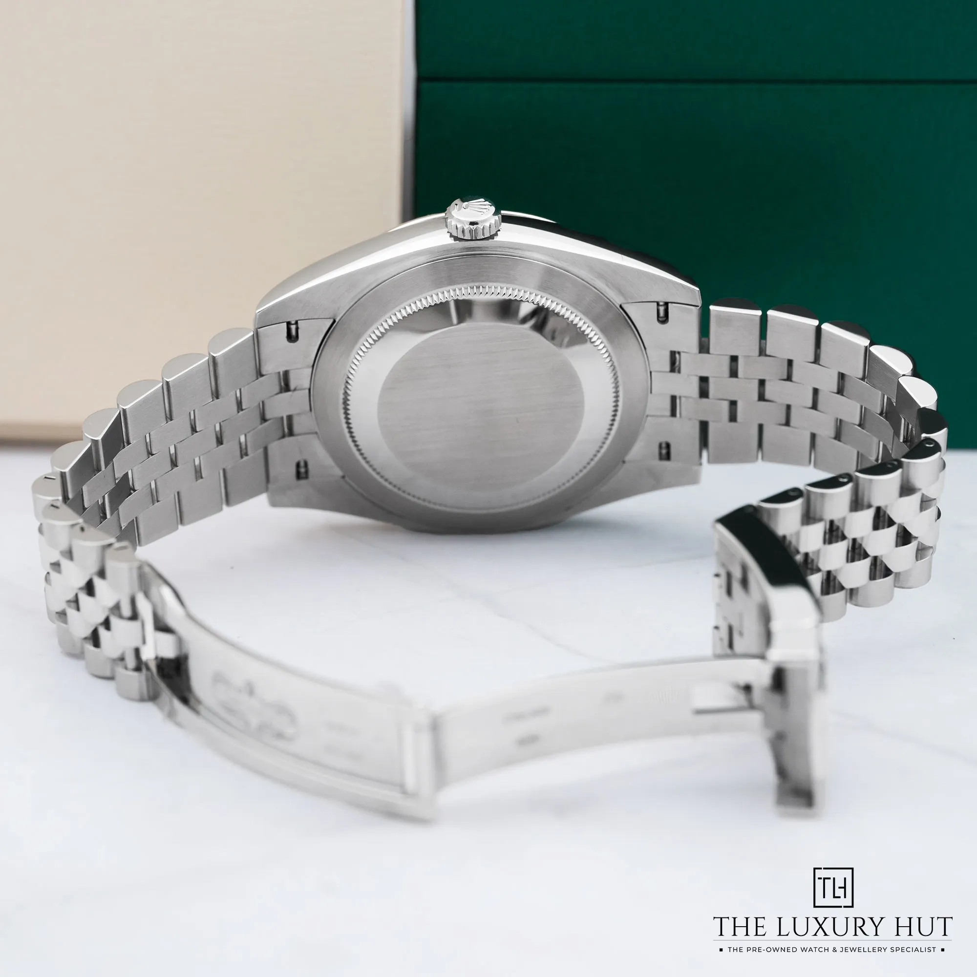 2026/02/f5a3d7a5-3989-4f11-a00f-d25f3d5c685eRolex_Datejust_41_Steel_Gold_Wimbledon_Dial_52652-c.jpg.webp