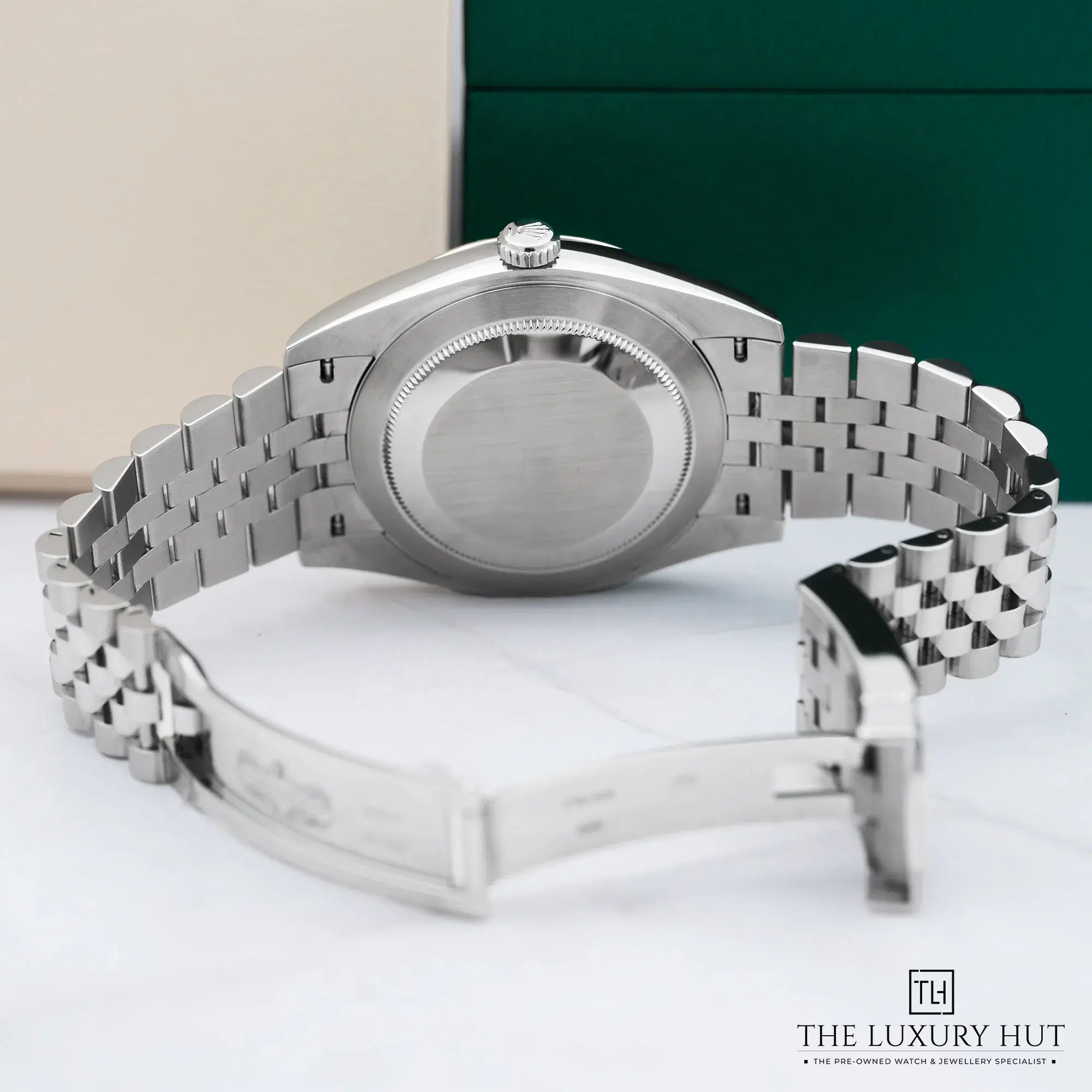2026/02/f5a3d7a5-3989-4f11-a00f-d25f3d5c685eRolex_Datejust_41_Steel_Gold_Wimbledon_Dial_52652-c.jpg.webp