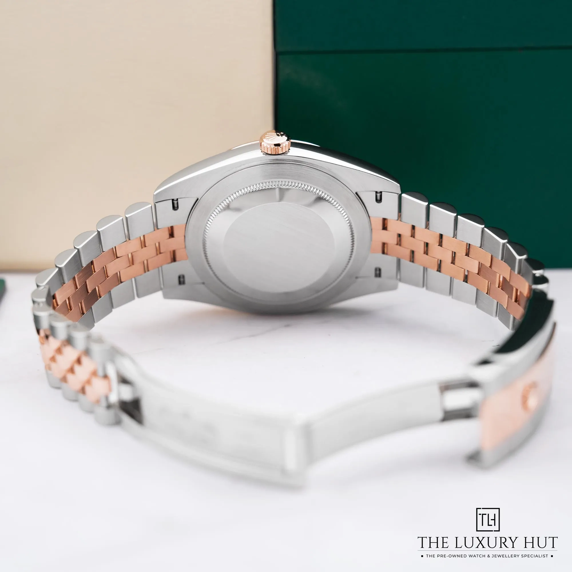 2026/02/fd52496a-69f1-48ed-8e2f-838561c45598Rolex_Datejust_Steel_Gold_41_Chocolate_Diamond_52599-c.jpg.webp