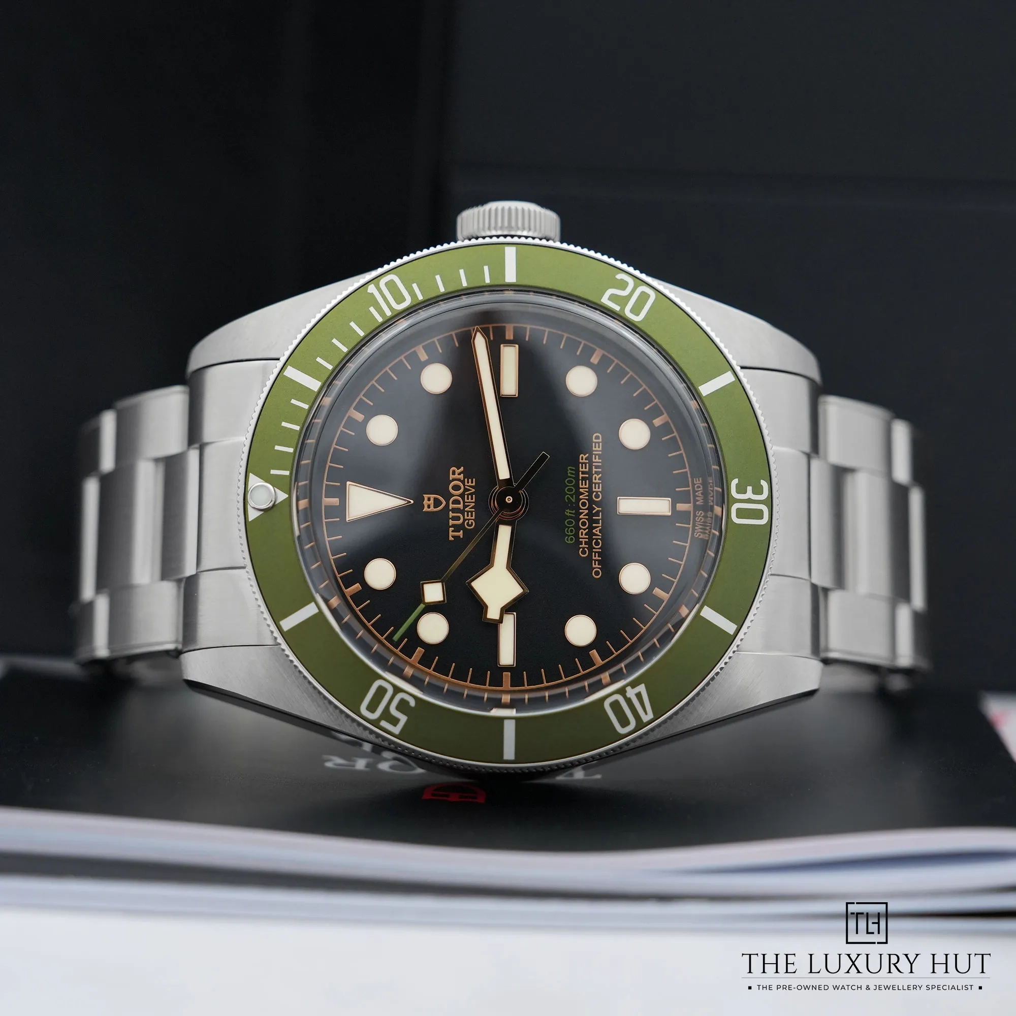 2026/03/050ccc77-fced-4034-a6f0-37d145f73bb5Tudor_Black_Bay_Harrods_Steel_41mm_Black_52790-c.jpg.webp