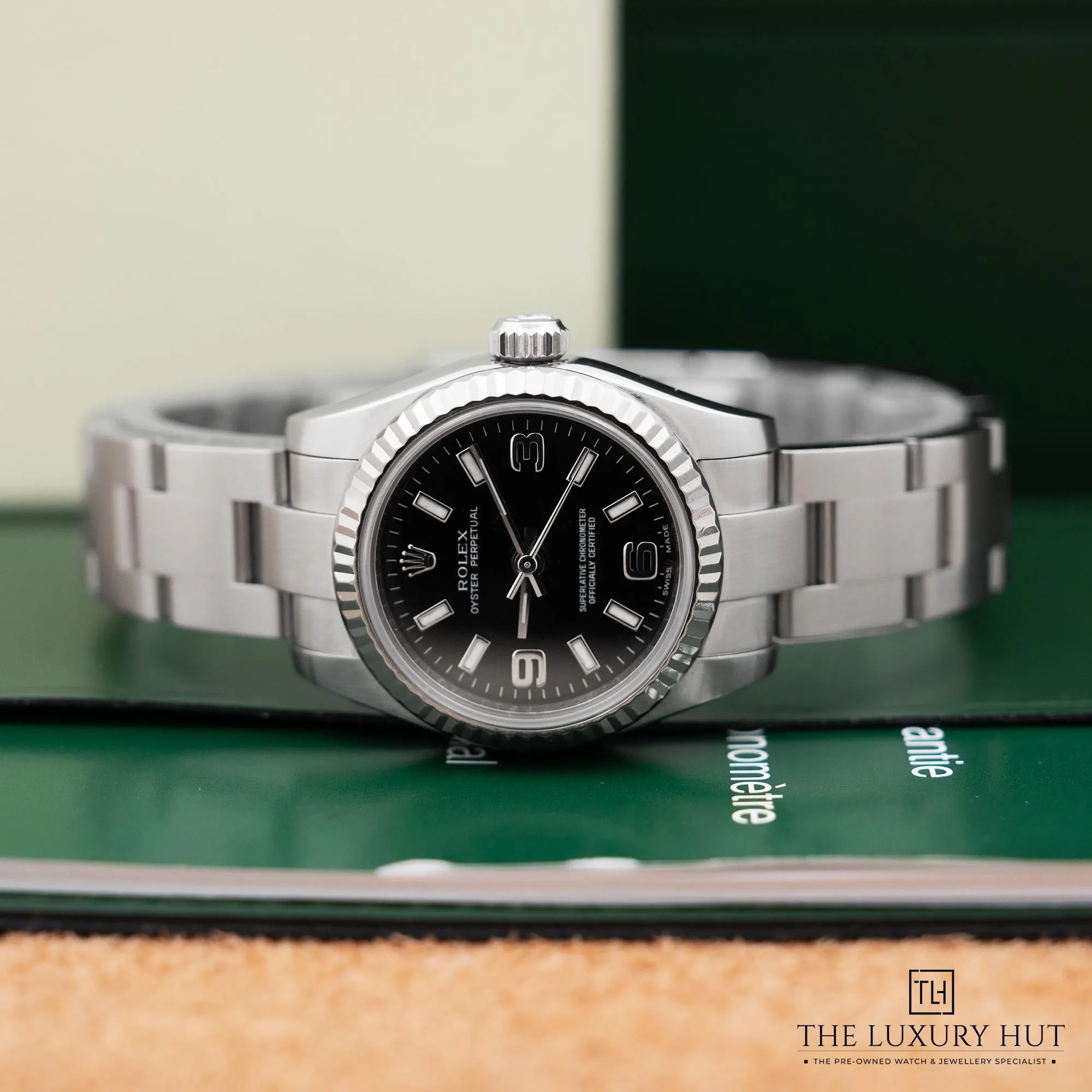 2026/03/21ed005e-ee82-4075-832c-26cf119bff4aRolex_Ladies_Oyster_Perpetual_26_Black_Dial_52686-f.jpg.webp