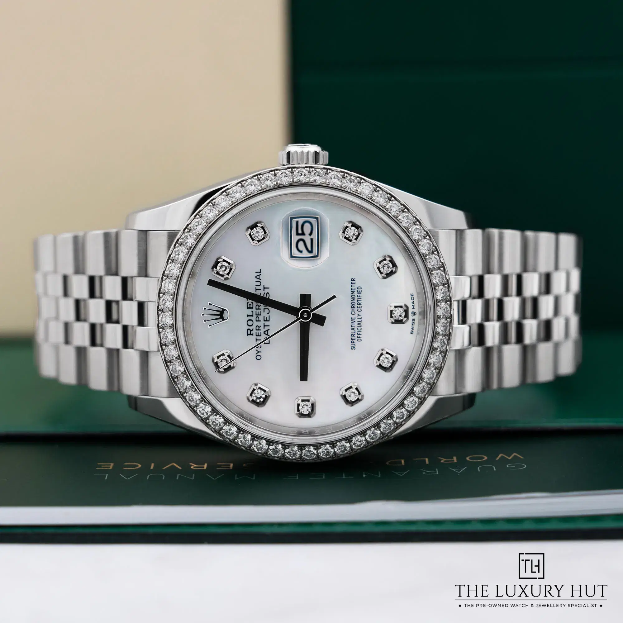 2026/03/225df439-ff36-47bd-828a-d3ac93fc8447Rolex_Datejust_36_Steel_Gold_MOP_Diamond_52701-c.jpg.webp