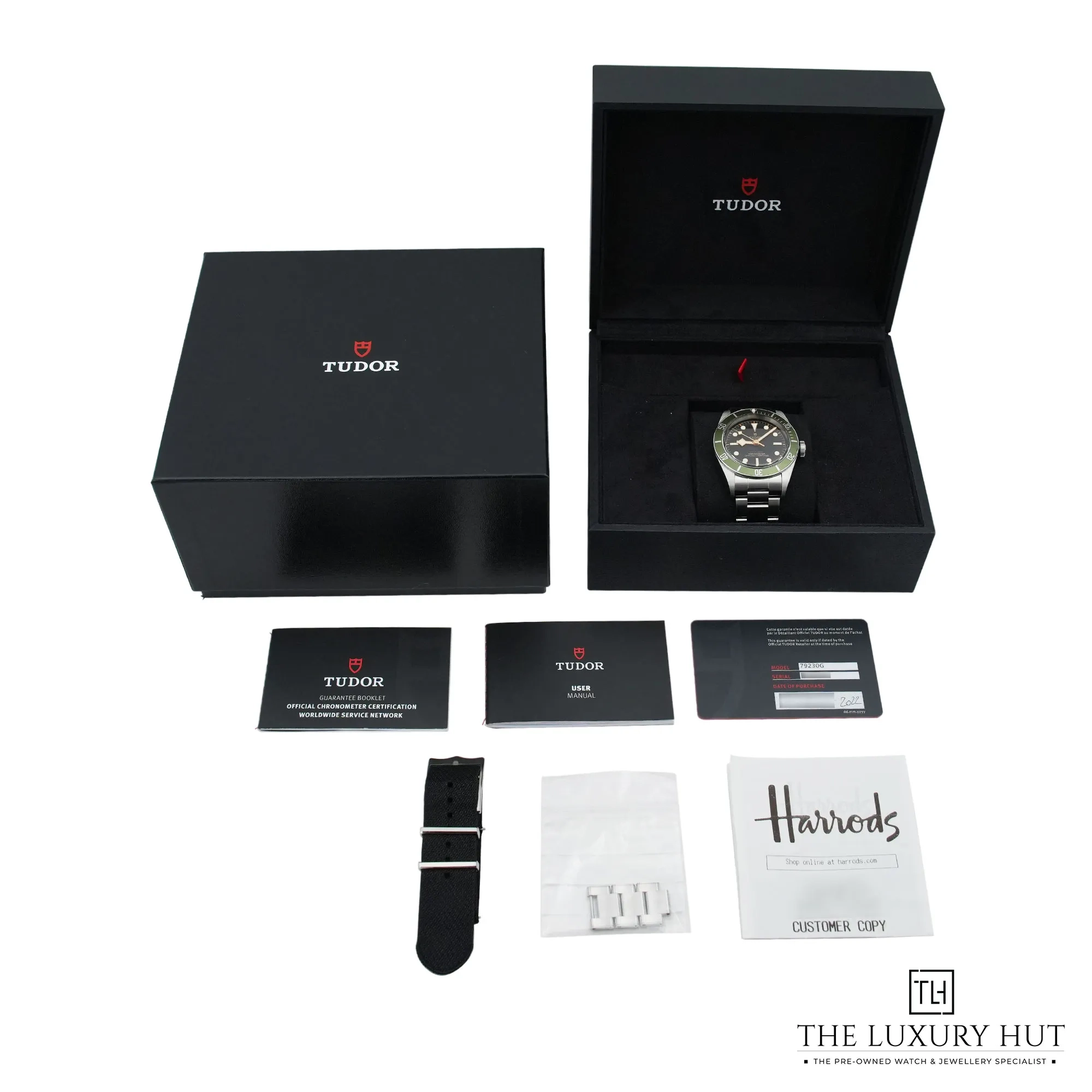 2026/03/244b89ef-0786-489f-b741-4785705d2285Tudor_Black_Bay_Harrods_Steel_41mm_Black_52790-f.jpg.webp