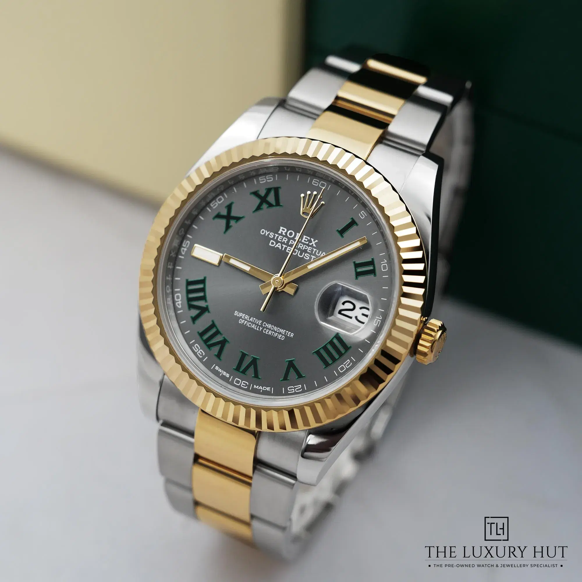 2026/03/26325a5f-5454-4e5b-81e7-b26d1e9b9dafRolex_Datejust_41mm_Bi-Metal_Grey_Wimbledon_52793-b.jpg.webp