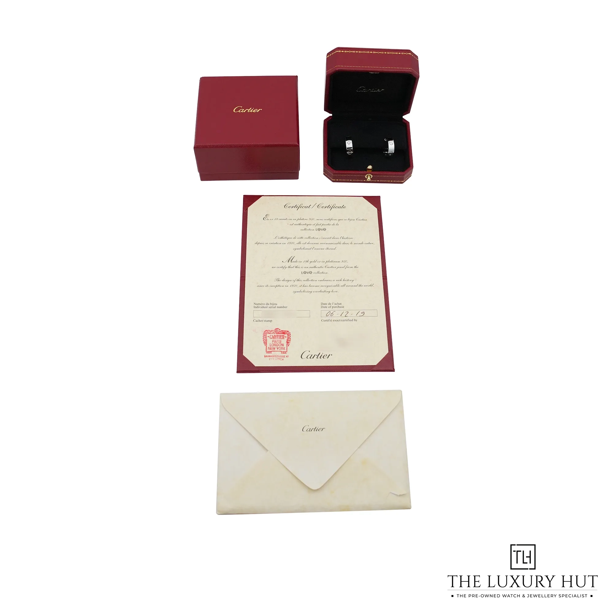 2026/03/28f23cde-a9f7-4a01-92c4-8dd092bff427Cartier_White_Gold_Classic_Diamonds_LOVE_Earrings_LB869-f.jpg.webp