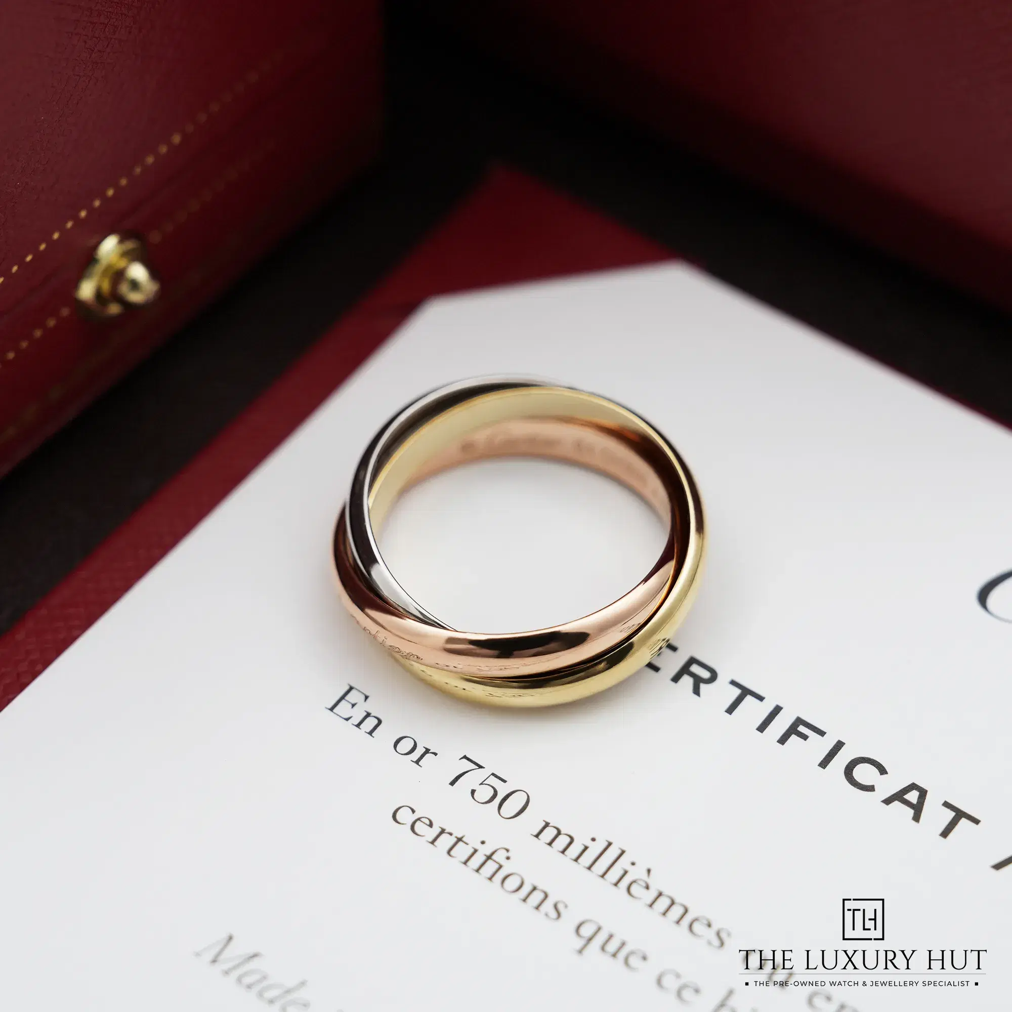 2026/03/338c43eb-98e0-4cf2-94e3-df874f669408Cartier_Trinity_Ring_Classic_Model_52797-c.jpg.webp