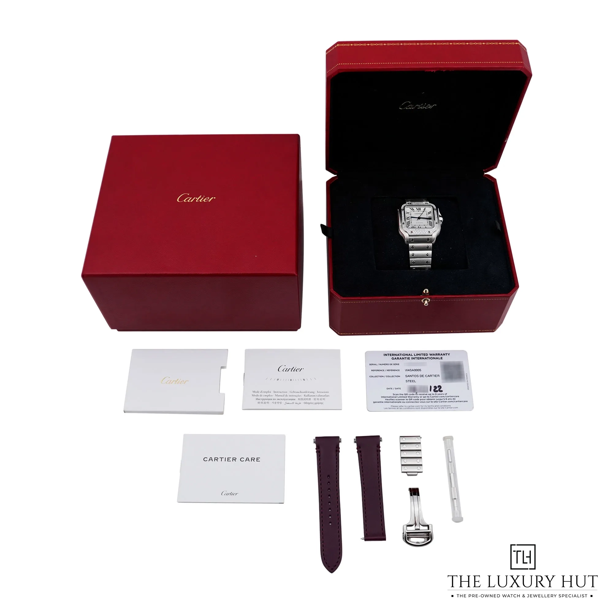 2026/03/3da782ac-c0ac-4627-8a76-7884422dca1aCartier_Santos_De_Cartier_Medium_Silver_RAJ007-f.jpg.webp