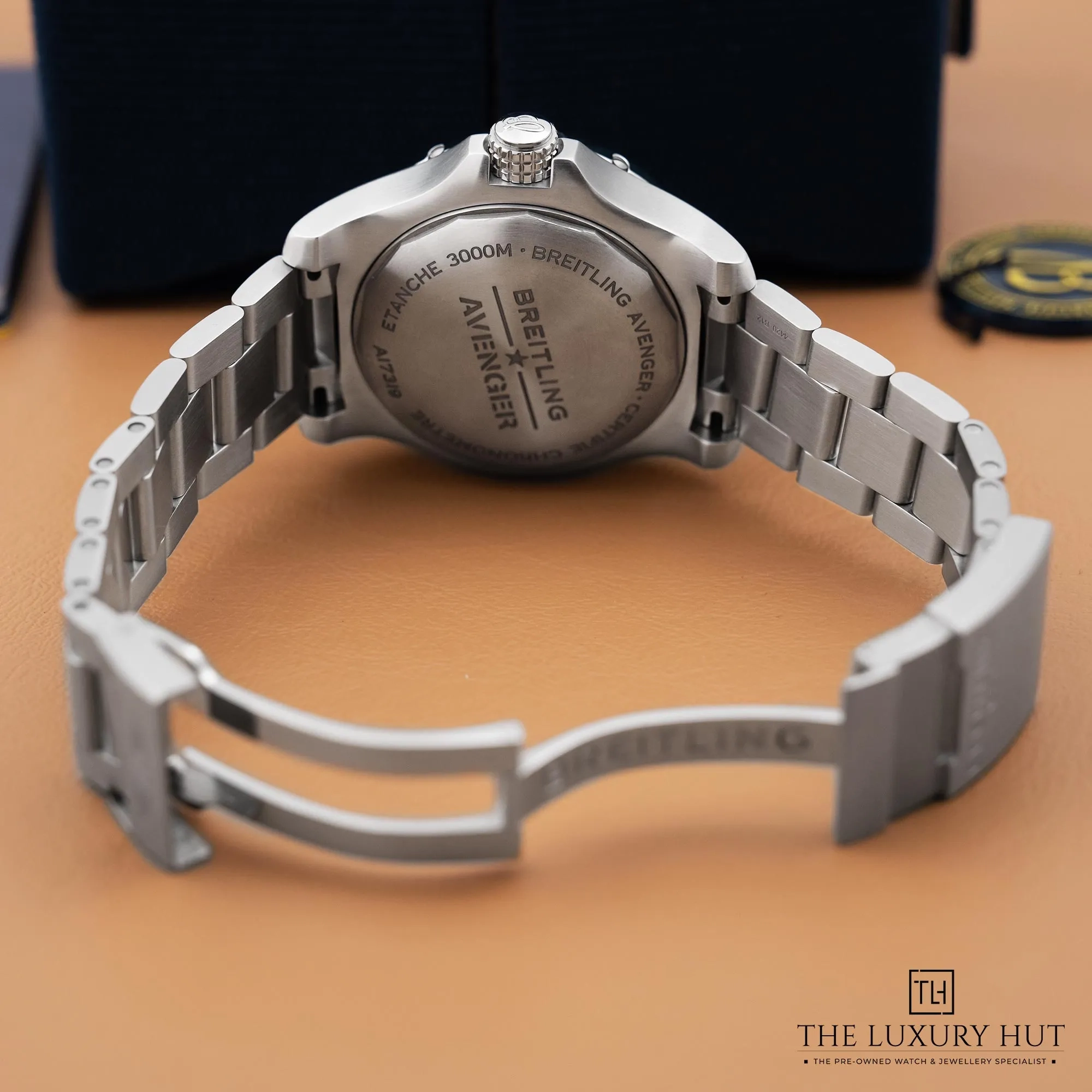 2026/03/45b51184-69d0-455a-8348-2f865dc6b042Breitling_Avenger_Seawolf_Steel_45_Yellow_Dial_52679-c.jpg.webp