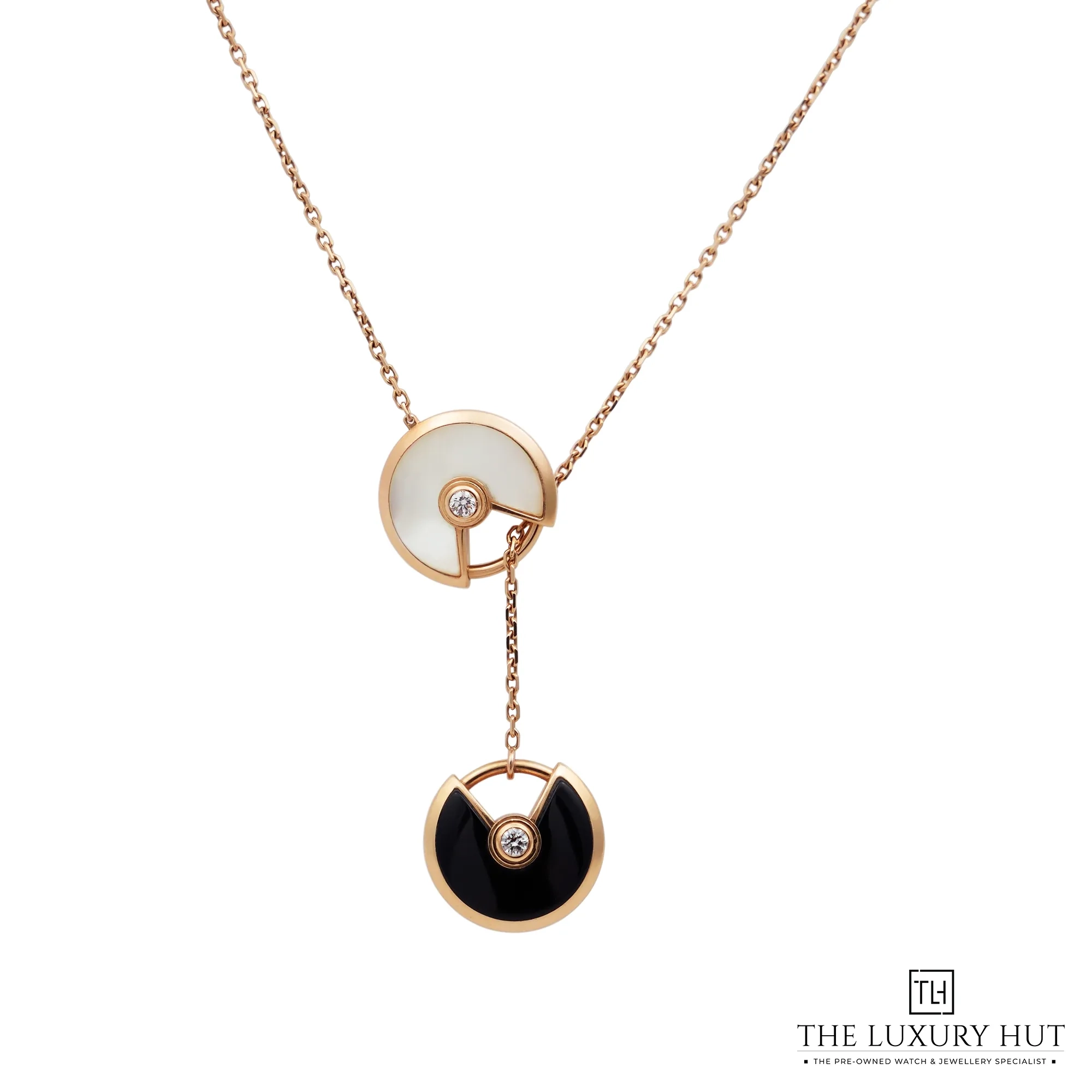 2026/03/49309dcf-cc39-4f10-987c-73ee446a4ccfCartier_Amulette_de_CartierNecklace_LB871-a.jpg.webp