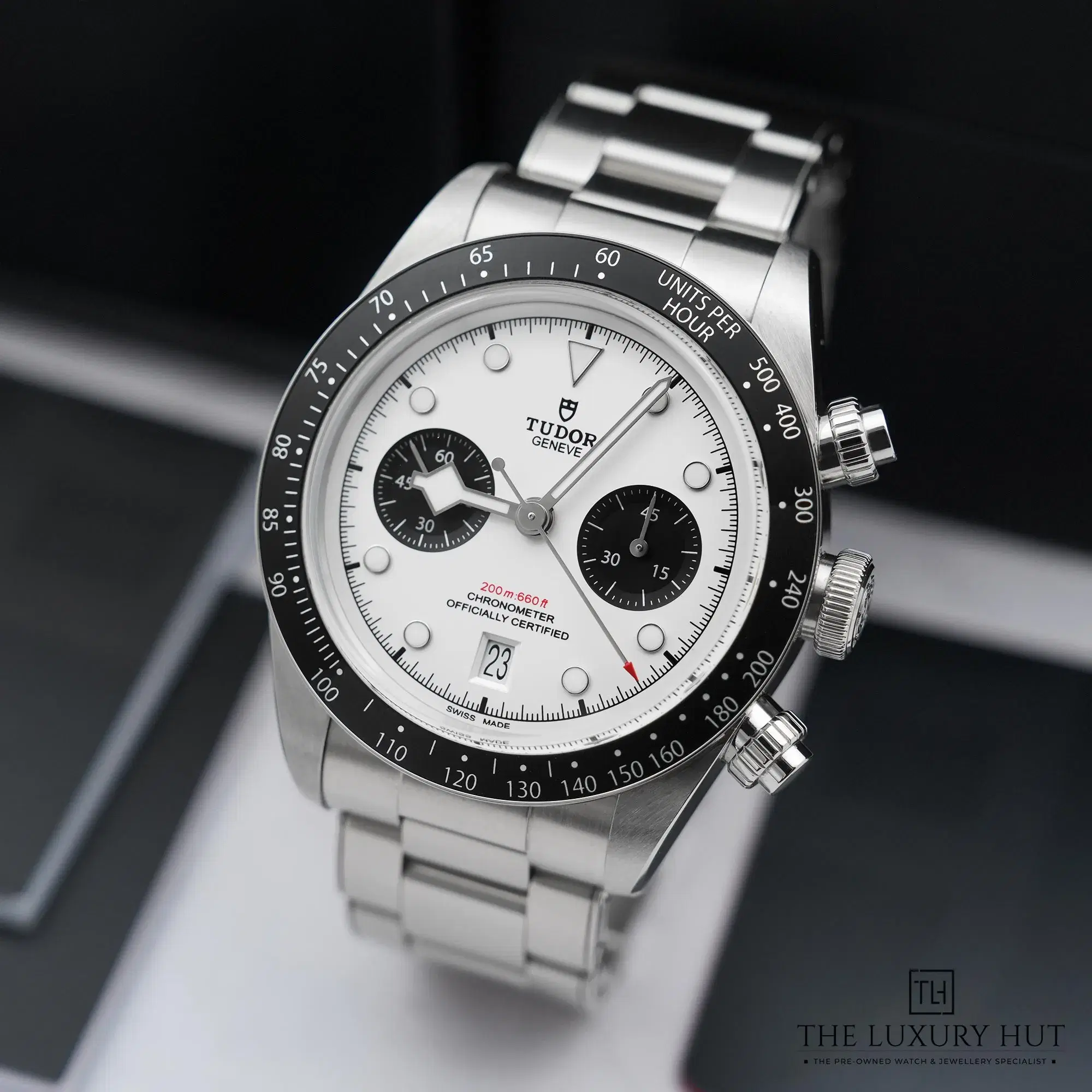 2026/03/53221c53-7b20-4905-a6b8-d31da98531f4Tudor_Black_Bay_Chrono_Steel_White_Panda_Dial_52791-b.jpg.webp