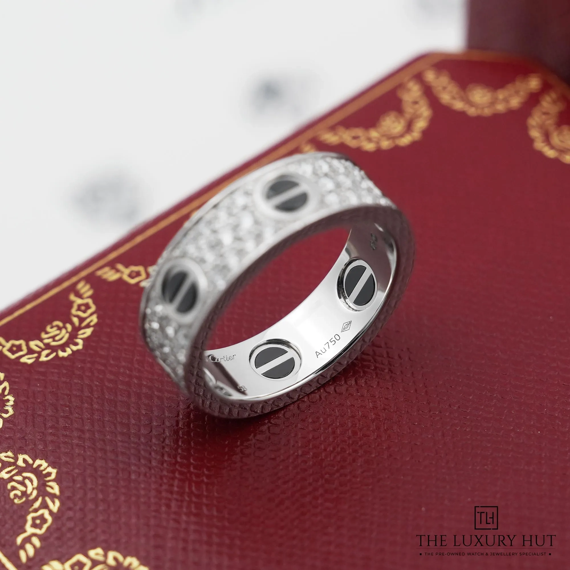2026/03/5340e10c-01ed-489a-9930-fe10b049d581Cartier_Gold_Diamond-Paved_Ceramic_LOVE_Ring_52818-c.jpg.webp
