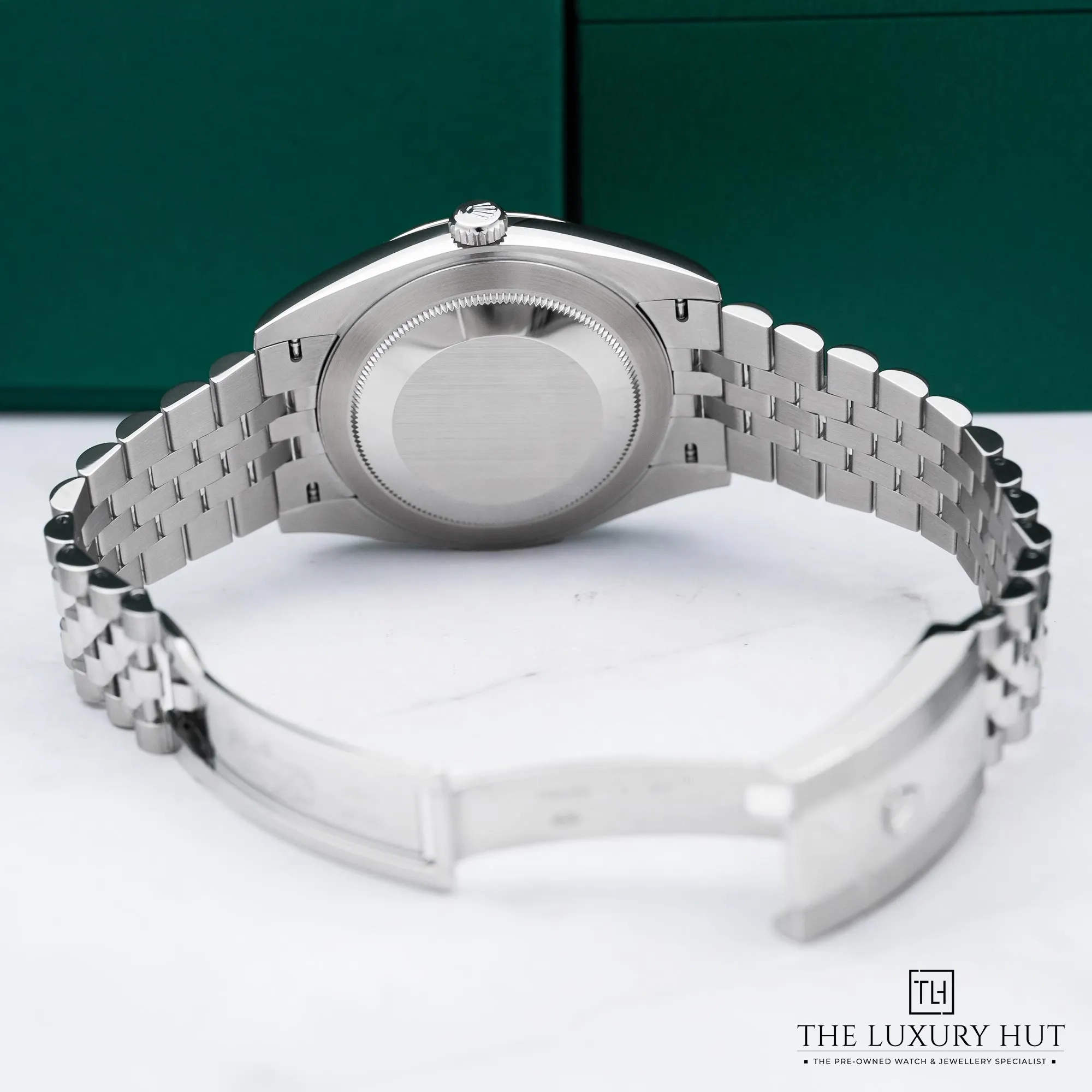 2026/03/6c523204-ecae-478c-a23e-95b7c29a97abRolex_Datejust_41_Mint_Green_Baton_Dial_52722-c.jpg.webp
