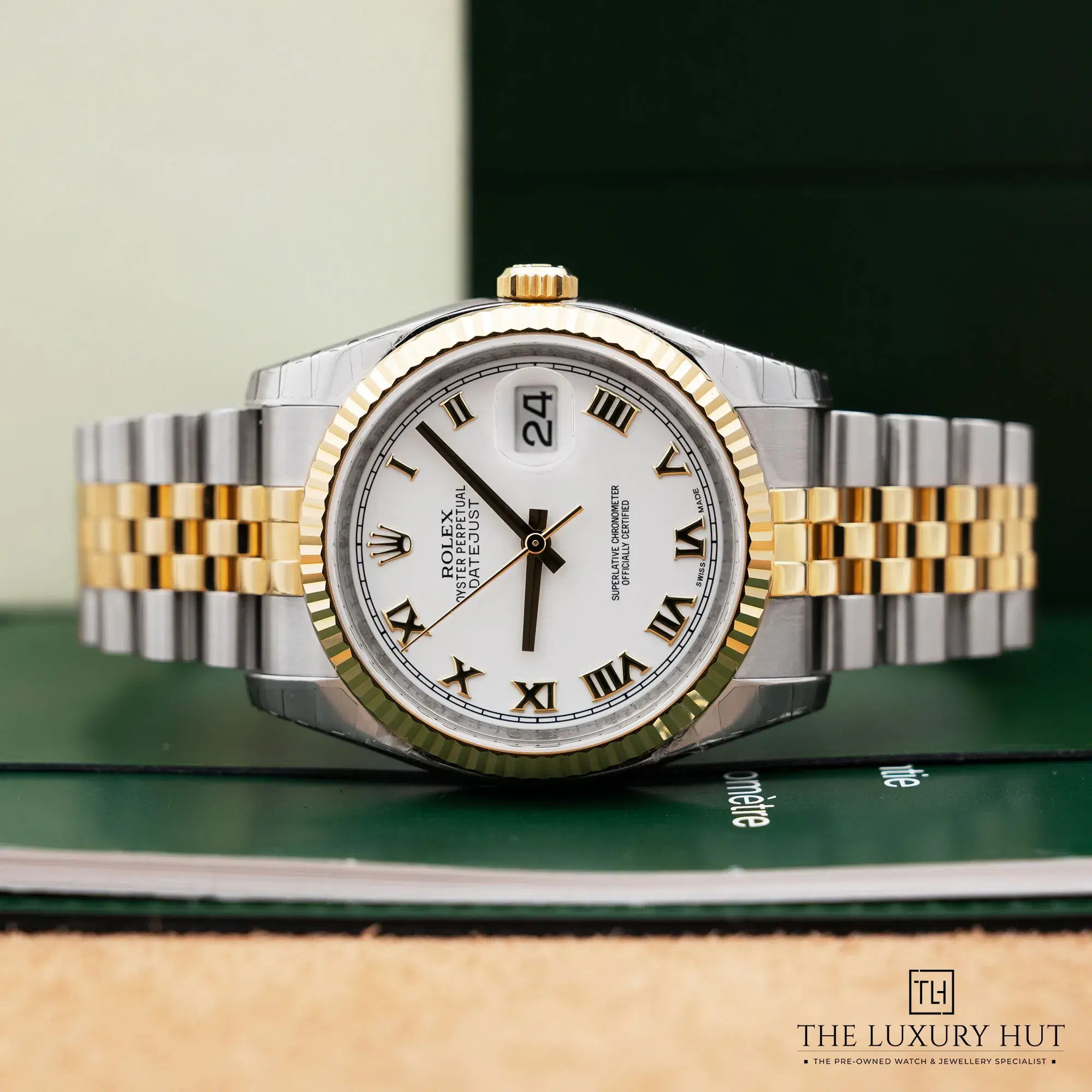 2026/03/71925e33-09c5-47d8-91dd-c4643042ffbfRolex_Datejust_36_Steel_Gold_White_Roman_Dial_52773-c.jpg.webp