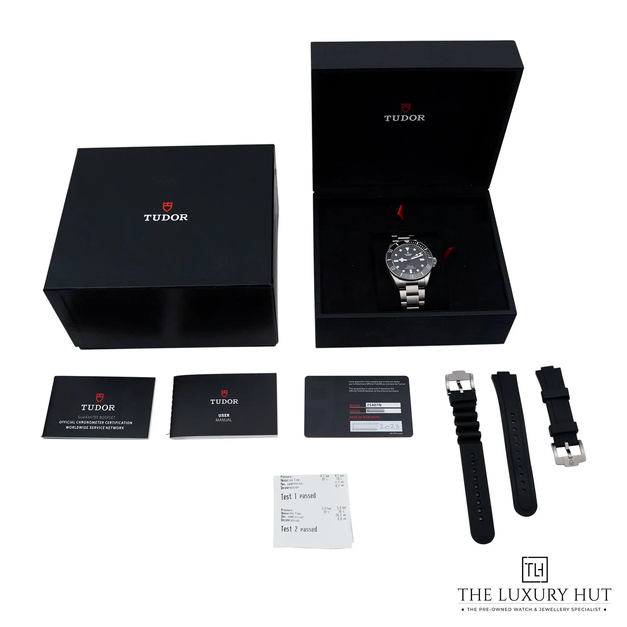 2026/03/75c5f842-f6c8-4c80-b2a5-4b9f0c97894fTudor_Pelagos_Titanium_39mm_Black_Dial_52667-f.jpg.webp