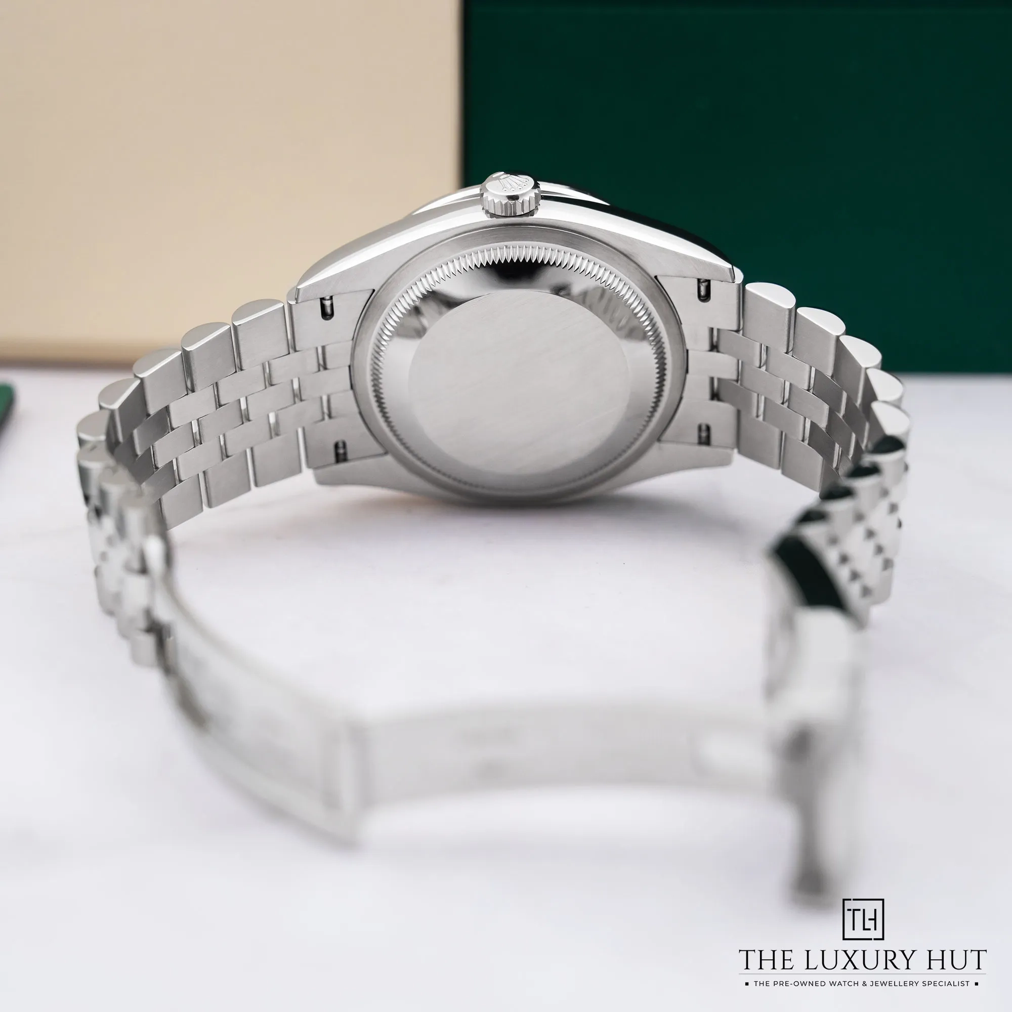 2026/03/81702a61-d2c8-422f-b496-7f17a0954660Rolex_Datejust_36_Steel_Gold_MOP_Diamond_52701-d.jpg.webp