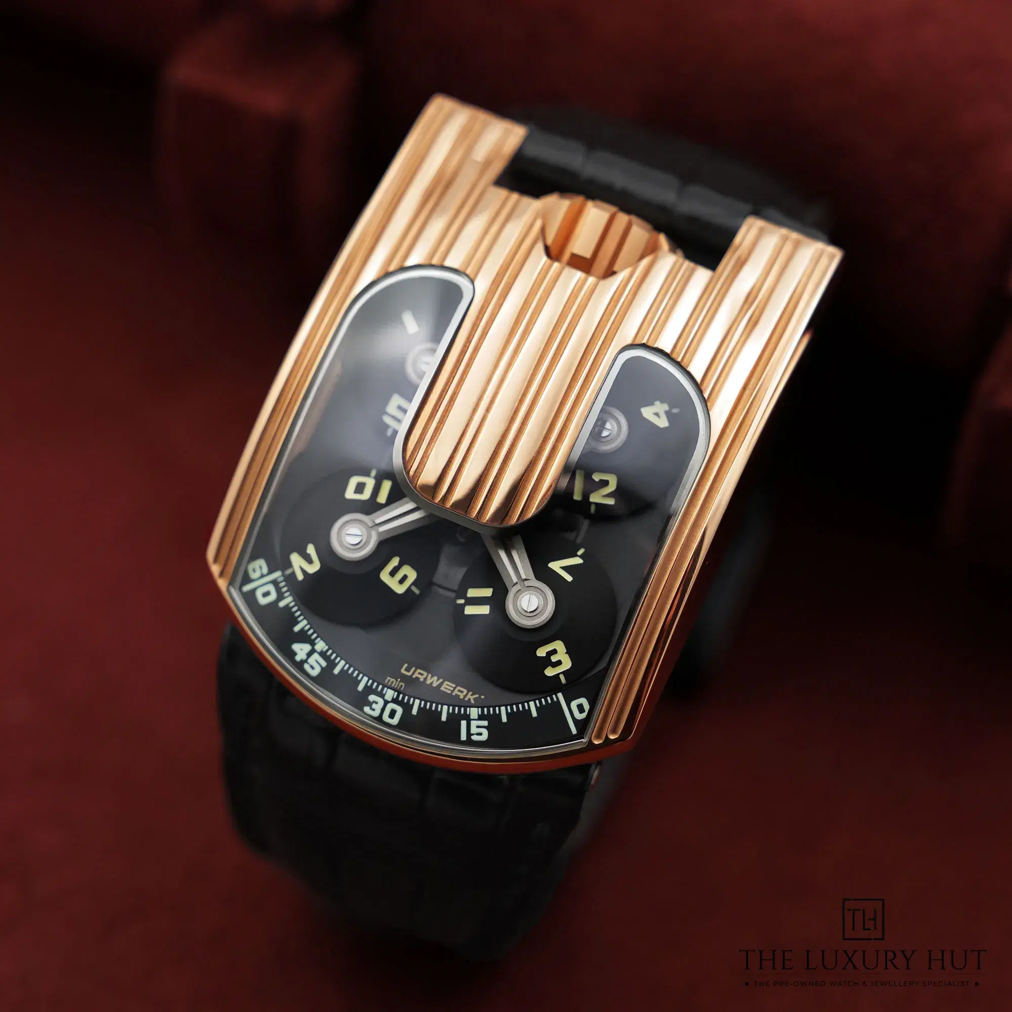 2026/03/8676d352-69bc-497b-8ff2-8e38b19ca90eUrwerk_Rose_Gold_Titanium_Black_Dial_LB842-b.jpg.webp
