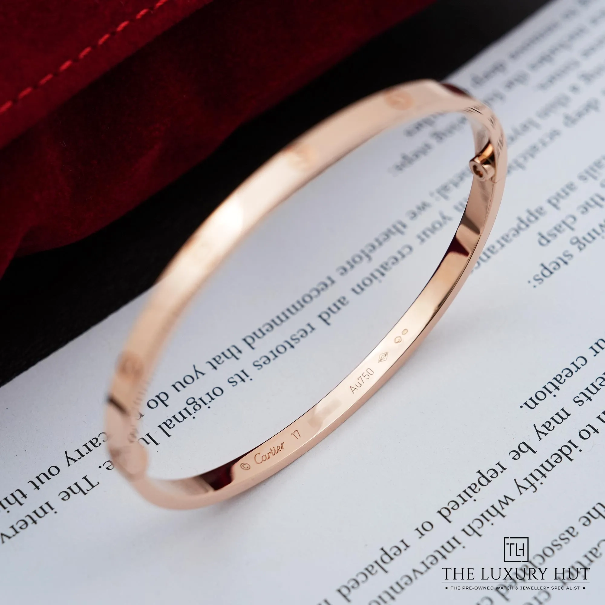 2026/03/8f432381-aed6-43e2-a241-27259e80b0a3Cartier_Love_Bracelet_Small_Model_Rose_Gold_52692-c.jpg.webp