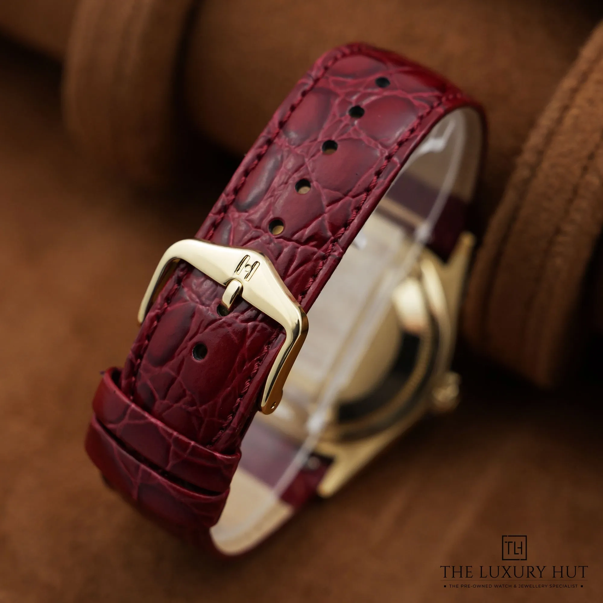 2026/03/90382f3c-504e-4239-b60c-7b90dbaf624dRolex_Day-Date_36_Gold_MOP_Diamond_52743-e.jpg.webp