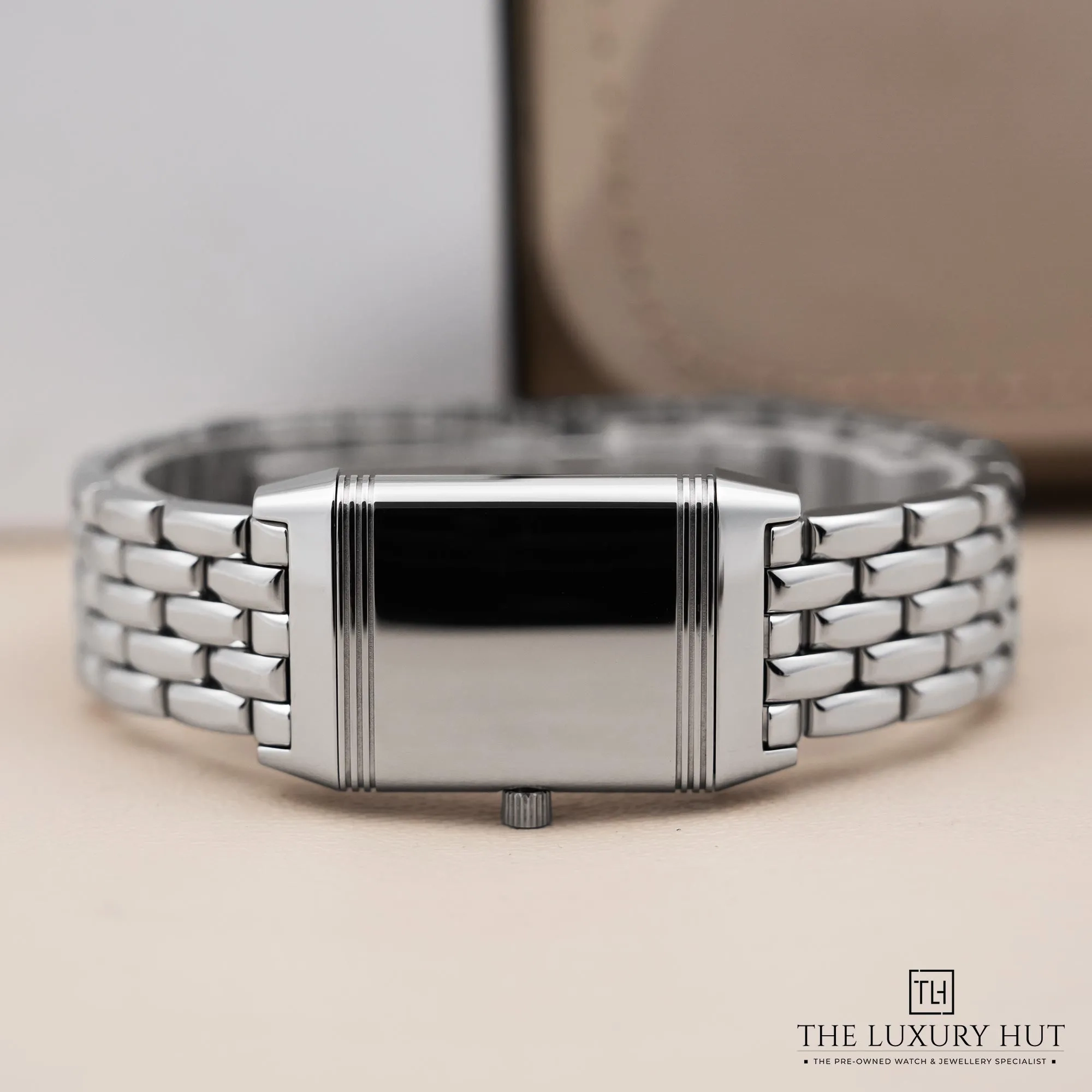 2026/03/9a9ee676-7ceb-4765-92da-d818855d2707Jaeger-LeCoultre_Reverso_Lady_Steel_33_Silver_Arabic_52697-d.jpg.webp