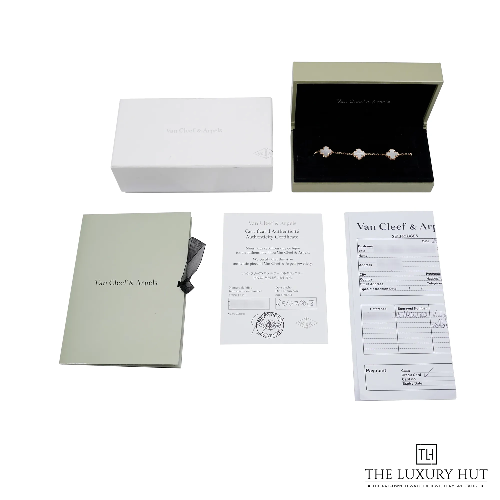 2026/03/bb6e8c1b-982f-4e0c-8205-c09b690d12a7Van_Cleef_Arpels_Vintage_Gold_MOP_Bracelet_52744-e.jpg.webp