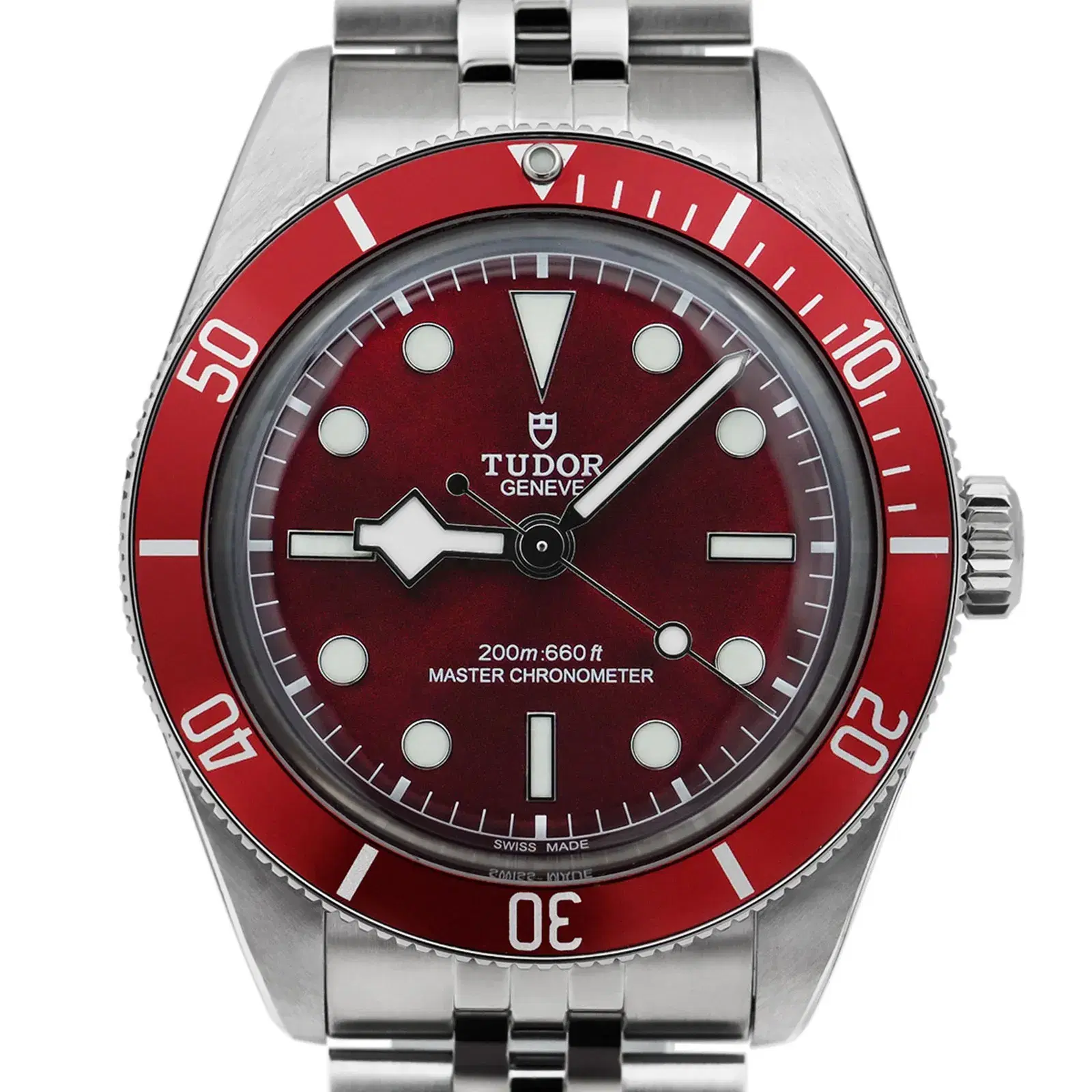 2026/03/c44404db-800b-444f-a74c-4fca996e9c89Tudor_Black_Bay_58_Stainless_Steel_39mm_Burgundy_52793-cr.jpg.webp