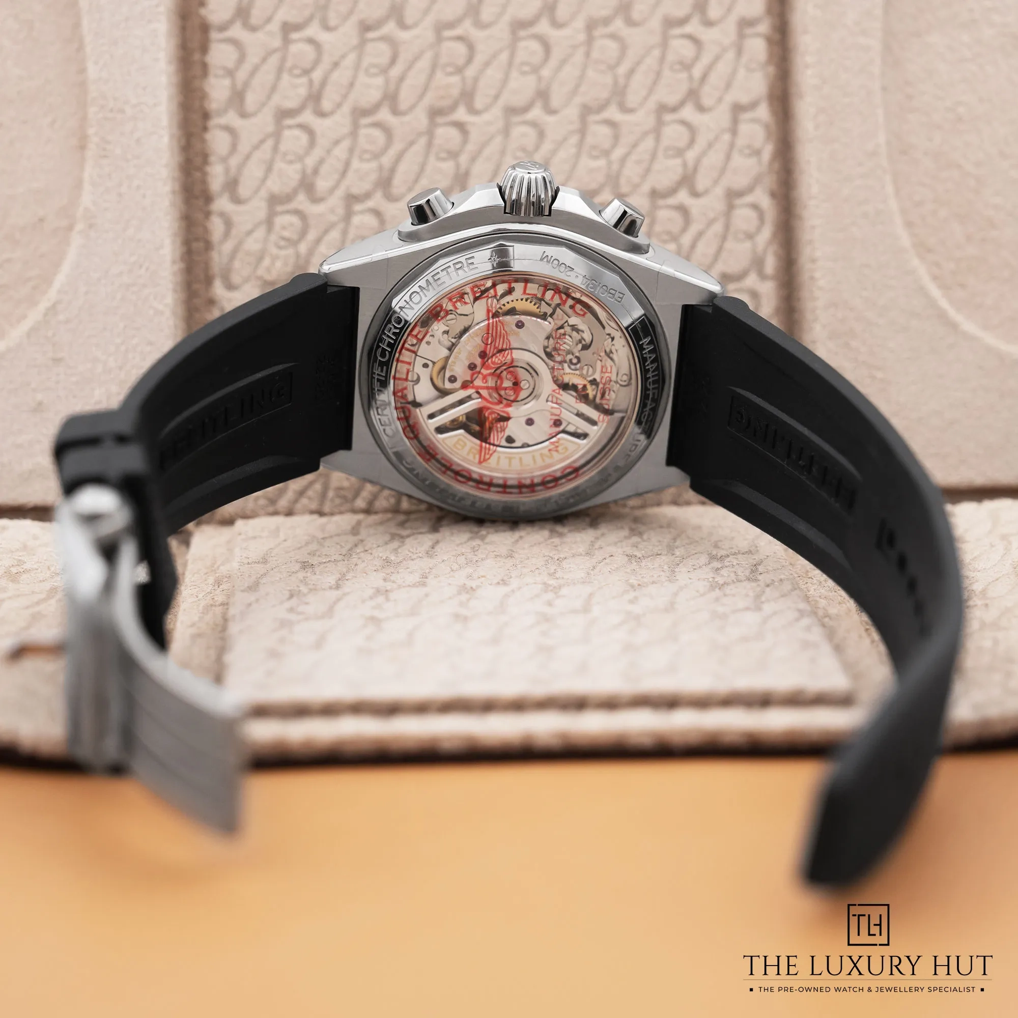 2026/03/f5f8274a-cd95-4f2c-9e40-f89db4fb6fd8Breitling_Chronomat_B01_42mm_Titanium_Grey_52768-d.jpg.webp