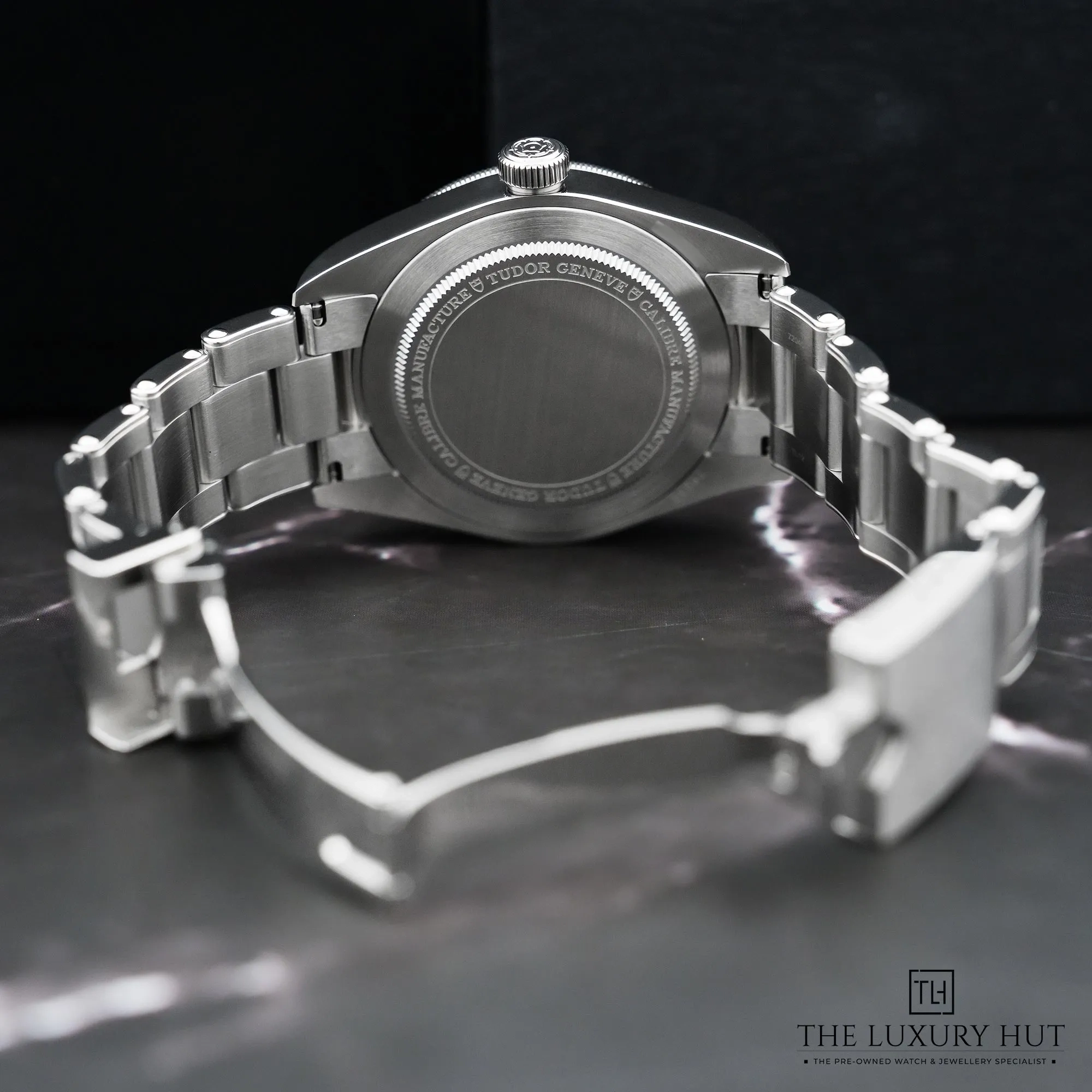 2026/03/f82514ec-b4be-4c80-8867-3d0f0eb88161Tudor_Black_Bay_58_Steel_39mm_Black_52651-c.jpg.webp