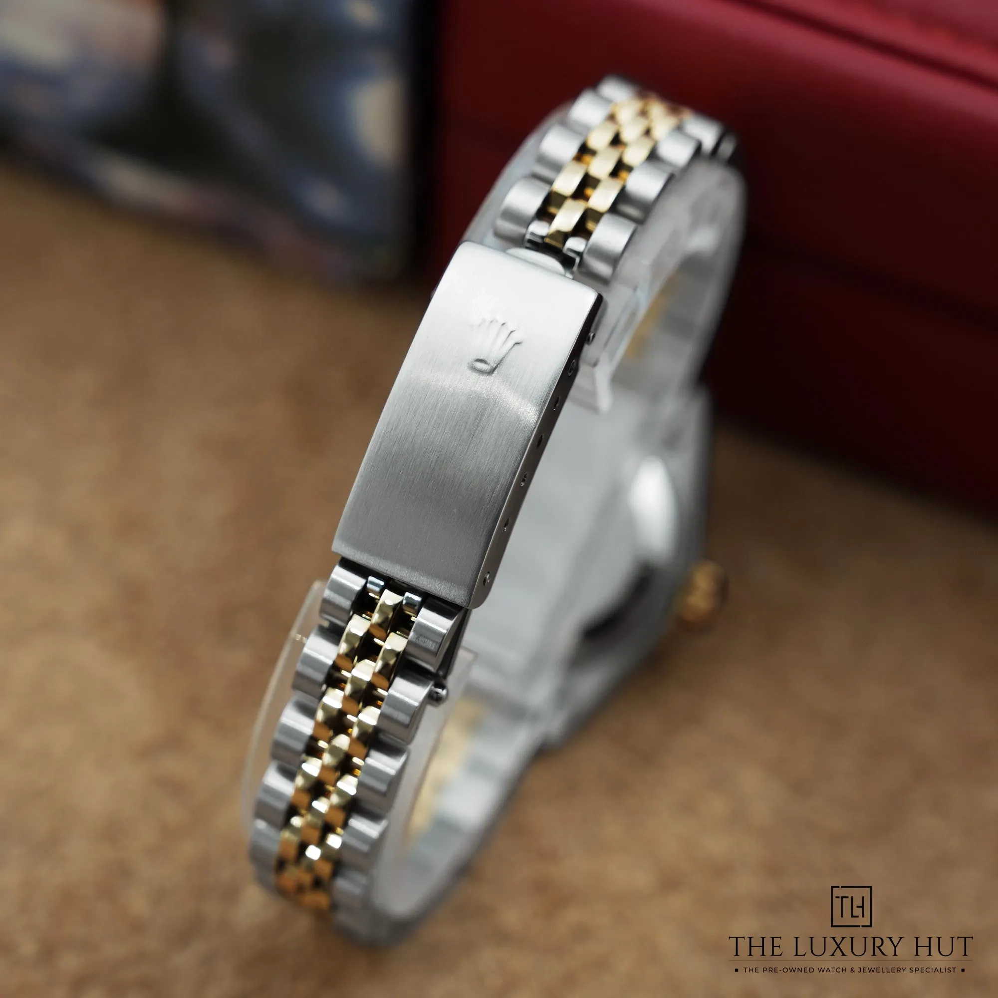 2026/03/fe76dba8-b30c-4446-bde2-74170d40ef72Rolex_Lady-Datejust_26_Champagne_Diamond_LB852-d.jpg.webp