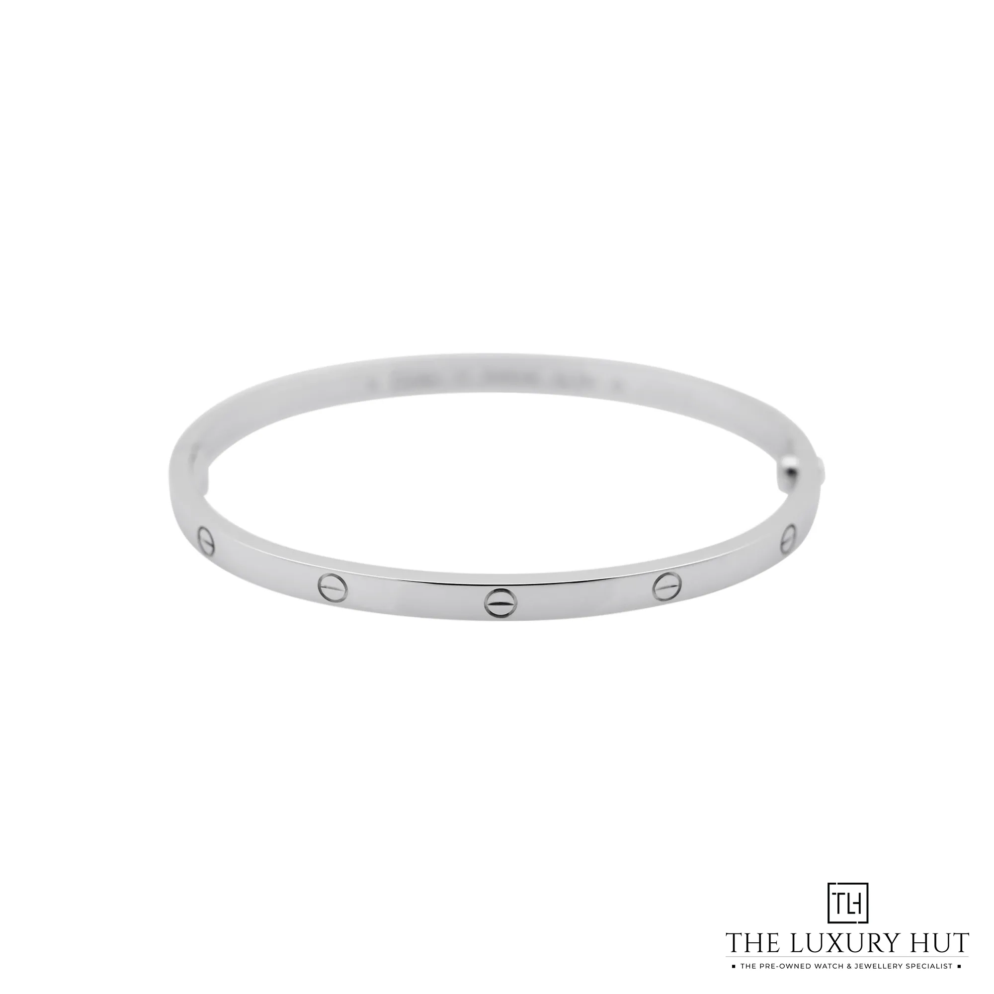 2026/04/0362cf37-da69-4aa9-9fd4-b9265cbbff8cCartier_LOVE_Bracelet_Small_White_Gold_52838-a.jpg.webp