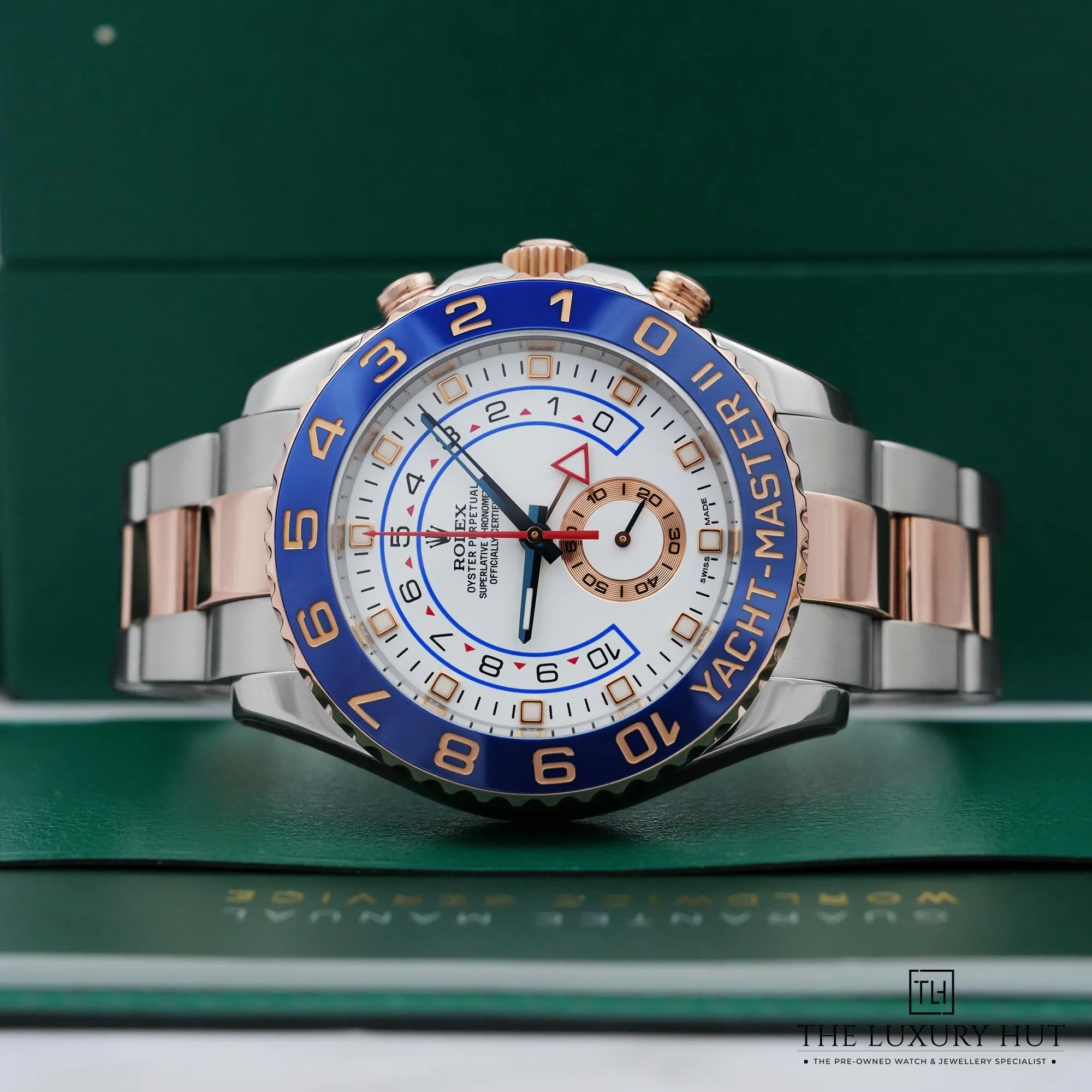 2026/04/048ebf24-c48a-4050-bd82-1aedac263893Rolex_Yacht-Master_II_White_Dial_52778-c.jpg.webp