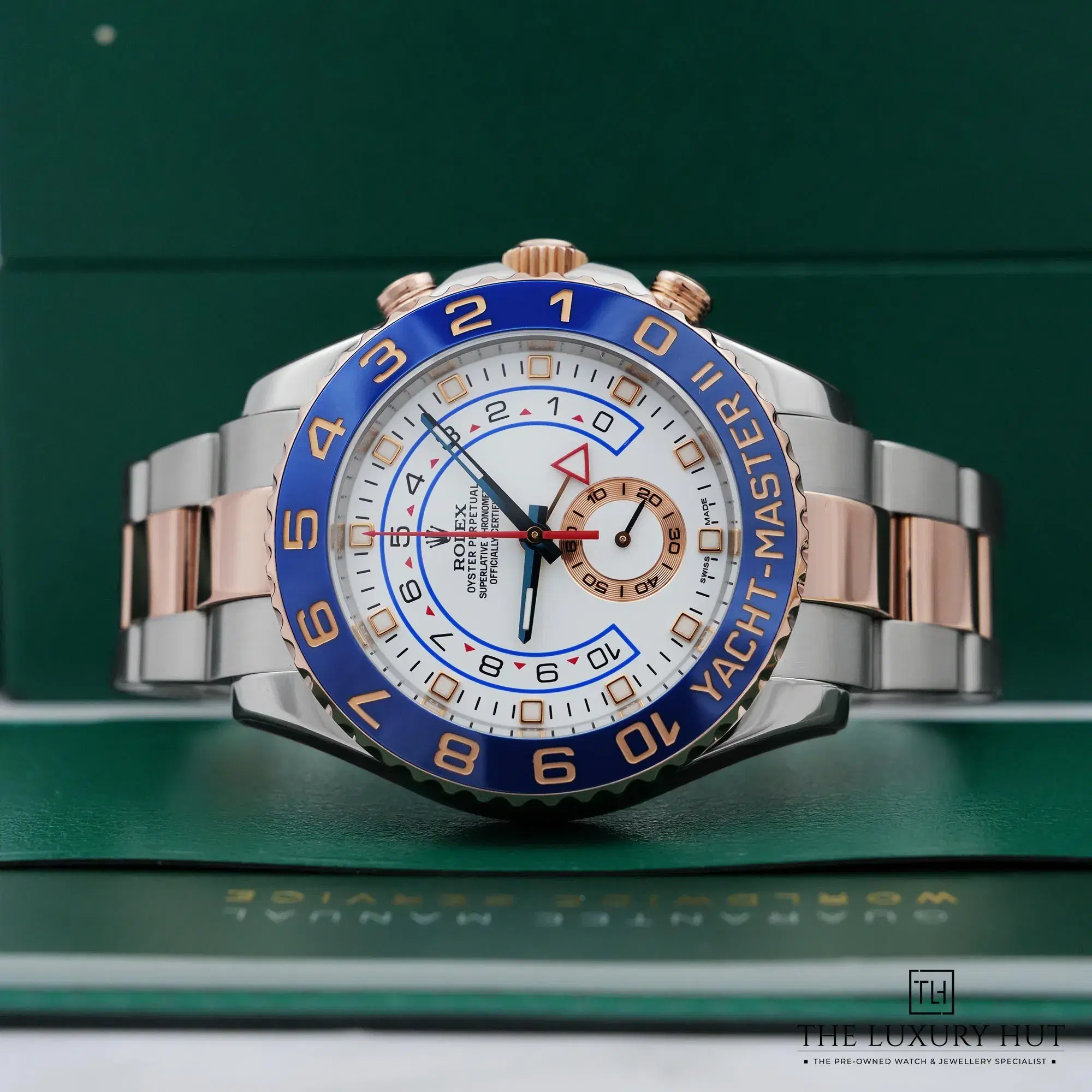 2026/04/048ebf24-c48a-4050-bd82-1aedac263893Rolex_Yacht-Master_II_White_Dial_52778-c.jpg.webp