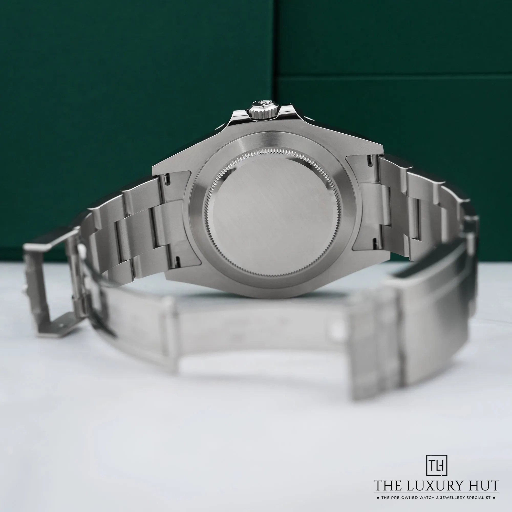 2026/04/1af5a0e9-3468-4af4-b259-726f232aaa71Rolex_Explorer_II_Steel_42mm_White_Polar_Dial_52851-d.jpg.webp