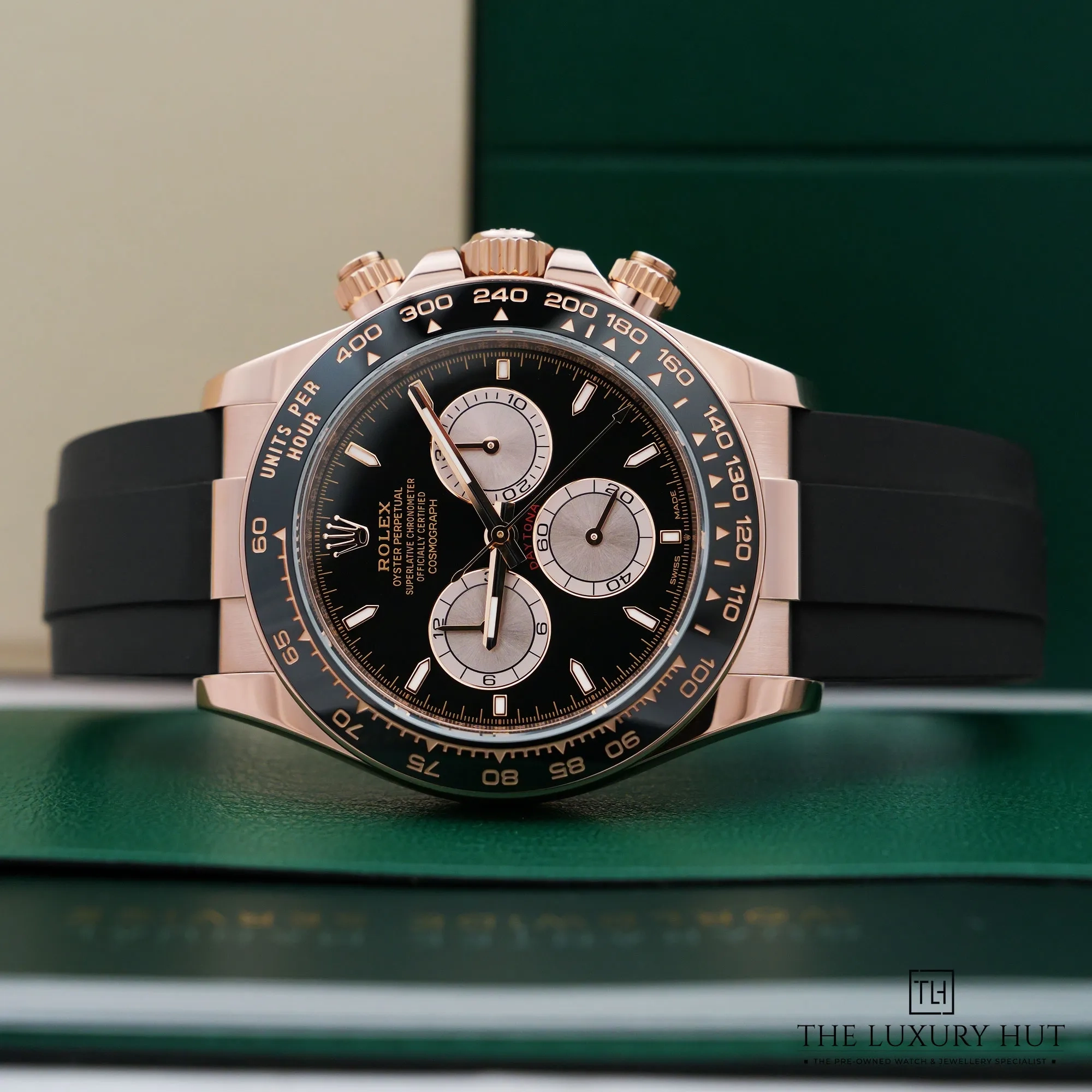 2026/04/2549b65b-447a-494c-b21d-c179e2a97481Rolex_Daytona_Everose_Gold_Black_Dial_update-52892-c.jpg.webp