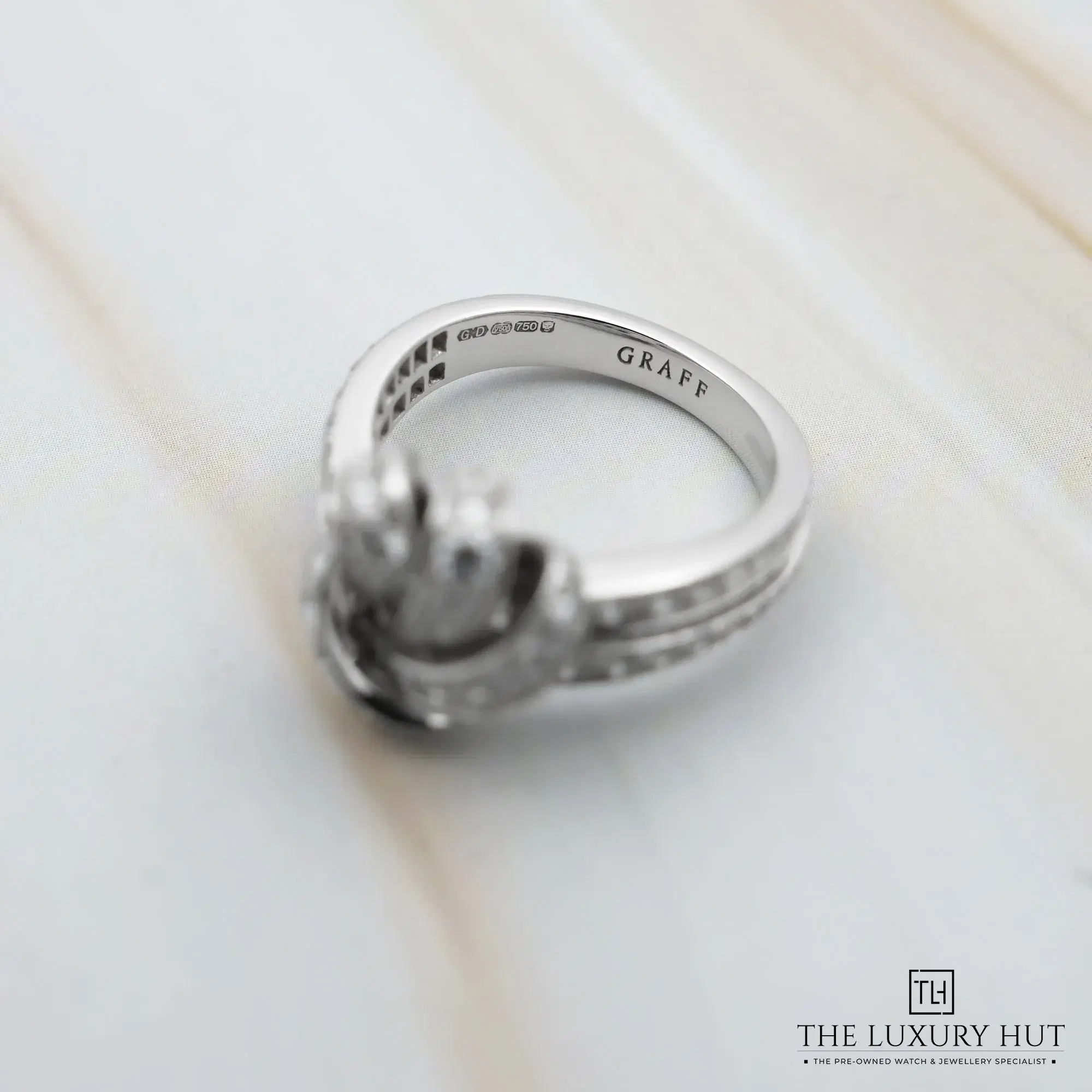 2026/04/317a9047-f934-4228-b223-50e2510fff2eGraff_Tildas_Bow_Pave_Diamond_Ring_New_LB325-e.jpg.webp