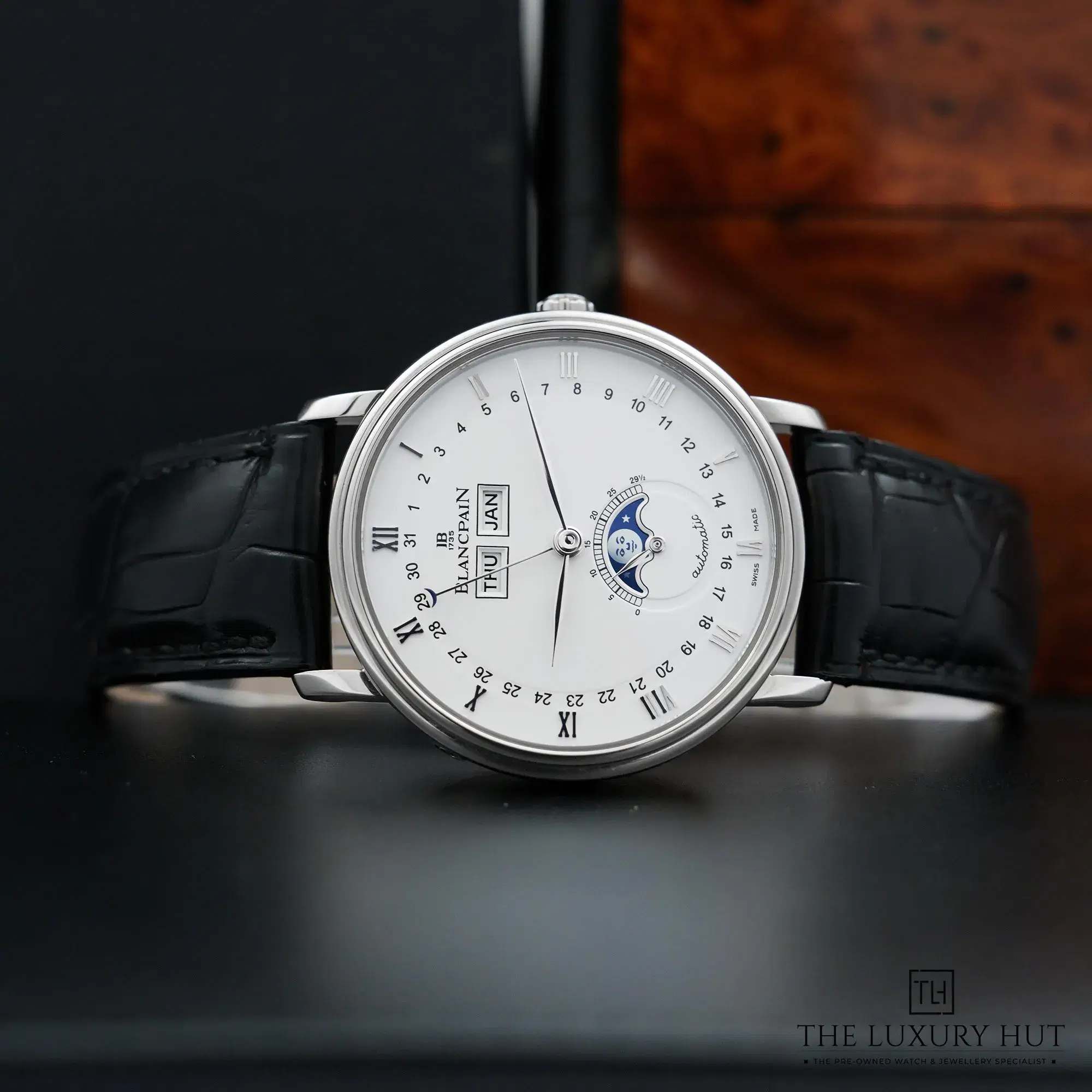 2026/04/3b674852-4725-4b90-8ee4-a7b3eeb10bceBlancpain_Villeret_Quantième_Complet_38mm_White_52897-c.jpg.webp