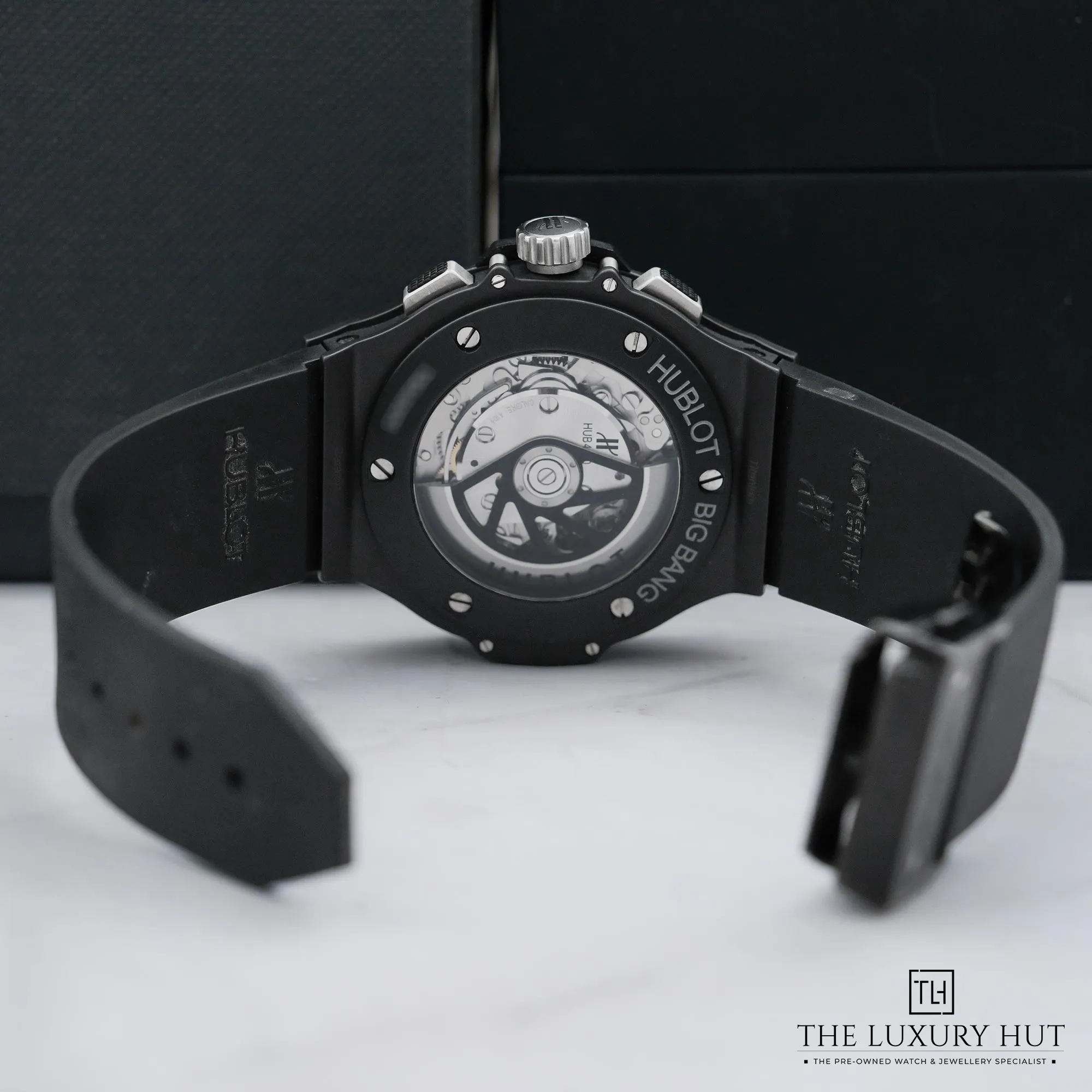 2026/04/5a2b024c-7b08-4e14-b3e3-a2af33fb8366Hublot_Big_Bang_Black_Magic_Ceramic_44mm_Black_52811-c.jpg.webp
