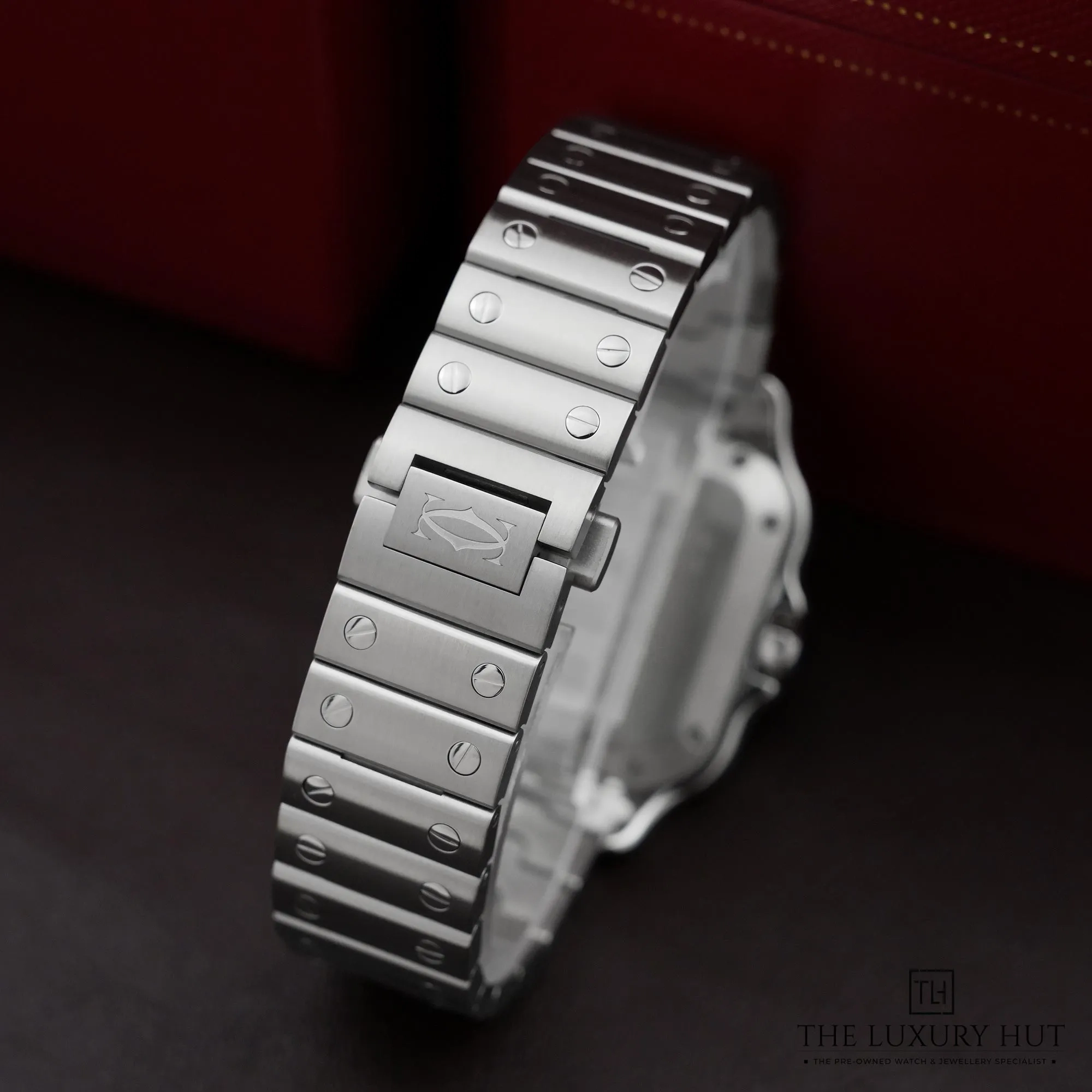 2026/04/679db23e-1de3-4edc-992c-b7f17bd44204Cartier_Santos_De_Cartier_Large_Silver_Roman_52871-e.jpg.webp