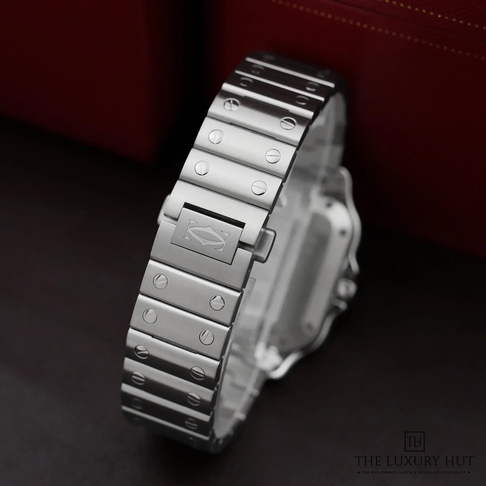 2026/04/679db23e-1de3-4edc-992c-b7f17bd44204Cartier_Santos_De_Cartier_Large_Silver_Roman_52871-e.jpg.webp