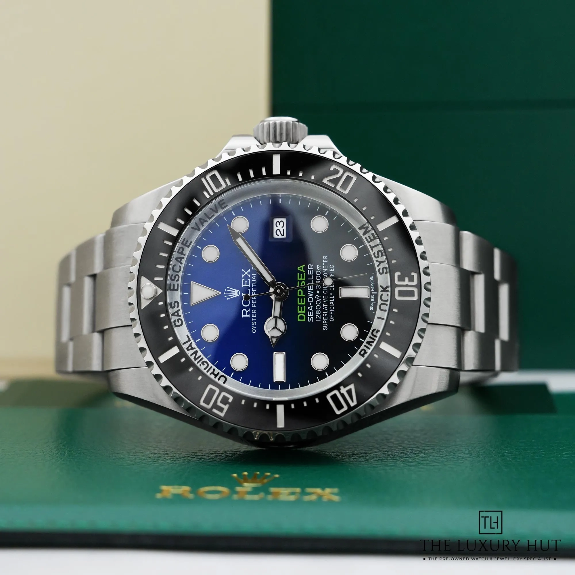 2026/04/70fdbd1e-0d9f-47ef-b9c7-4394a2c2faf7Rolex_Sea-Dweller_Deepsea_Steel_D-Blue_JC_52824-c.jpg.webp