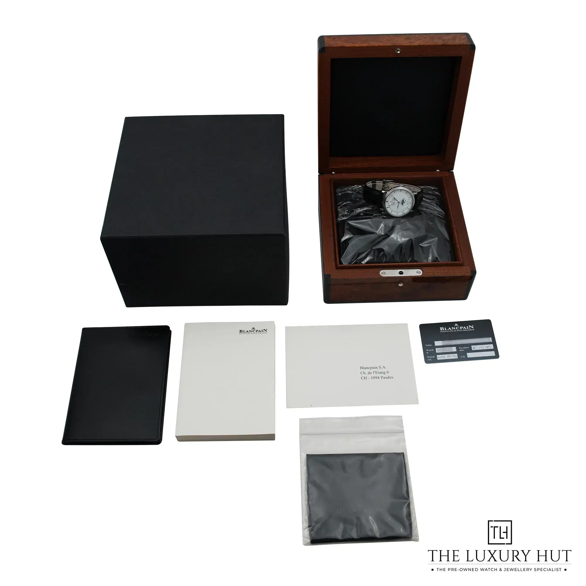 2026/04/711df4a1-e2b8-4373-abc8-3992cb563279Blancpain_Villeret_Quantième_Complet_38mm_White_52897-f.jpg.webp