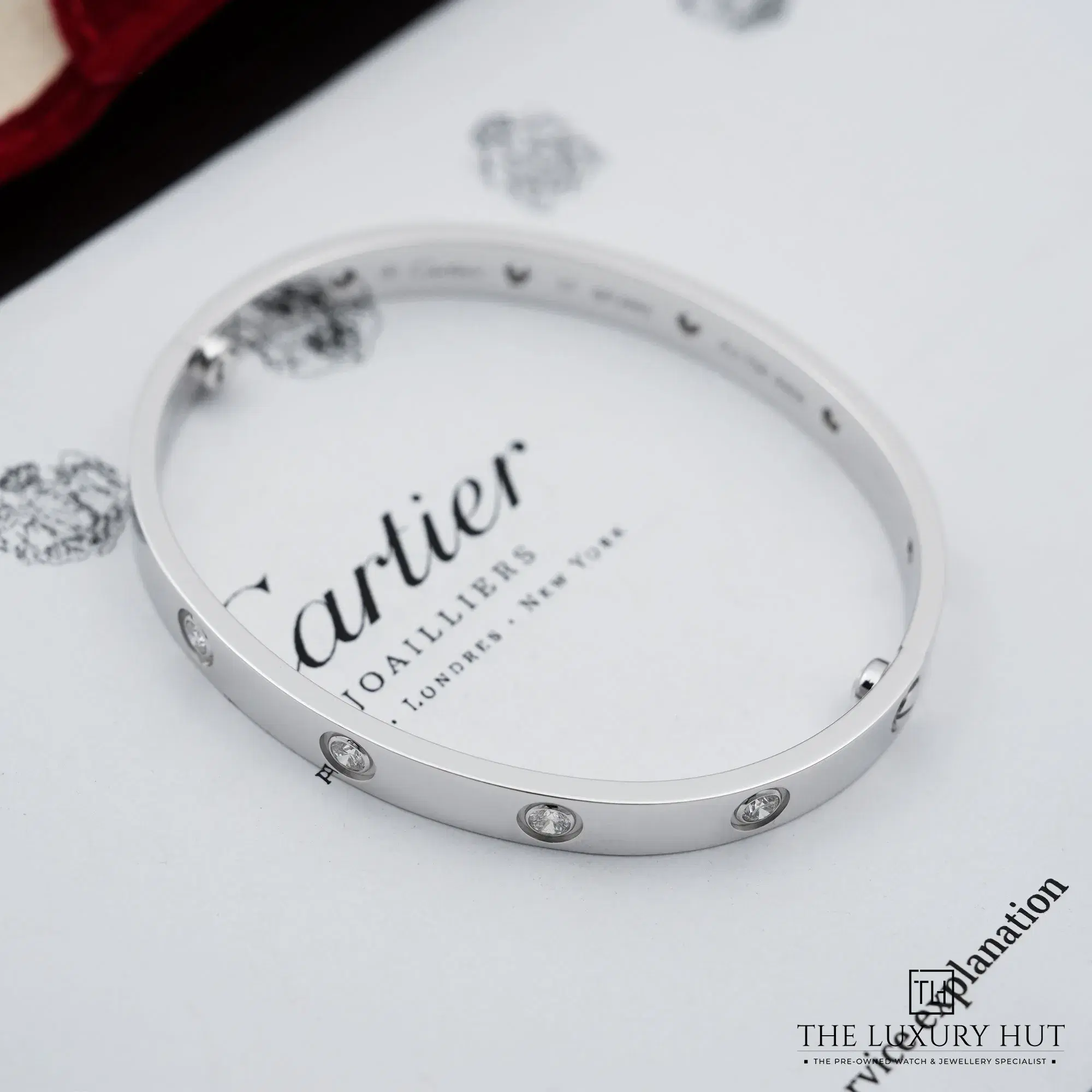 2026/04/80bac93e-99e1-4a73-b9ac-917ced604b53Cartier_LOVE_Bracelet_Classic_Diamonds_Gold_LB854-b.jpg.webp