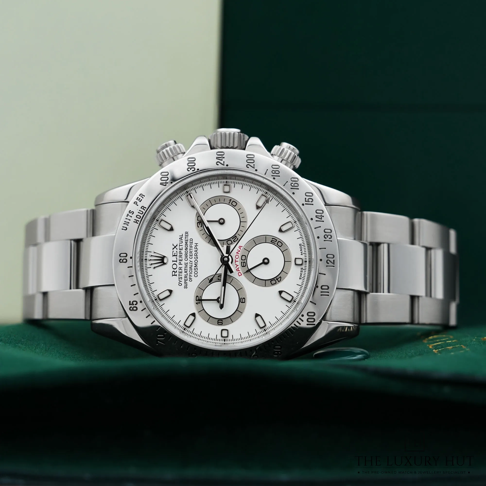 2026/04/8e97dd38-d268-45ab-9e16-19fc99327683Rolex_Daytona_40mm_Stainless_Steel_White_52814-c.jpg.webp