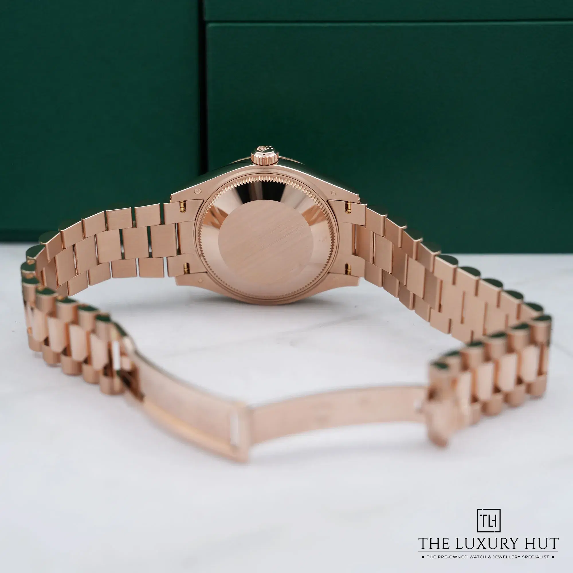 2026/04/93c868d3-29d0-4253-b21a-6f363d2be133Rolex_Datejust_31_MOP_Diamond_Dial_52852-d.jpg.webp